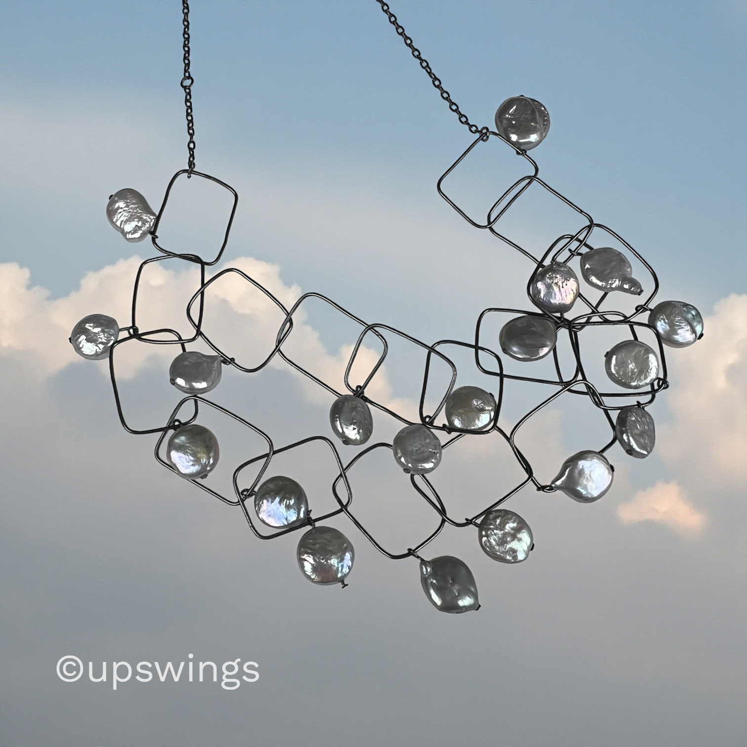 Upswings-Abacus-oxi-baroque-pearls-5051-plus.png