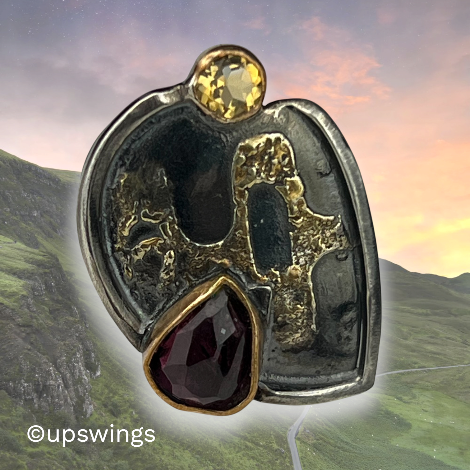 Updwings-Garnet-Citrine-free-form-ring-Plus.png