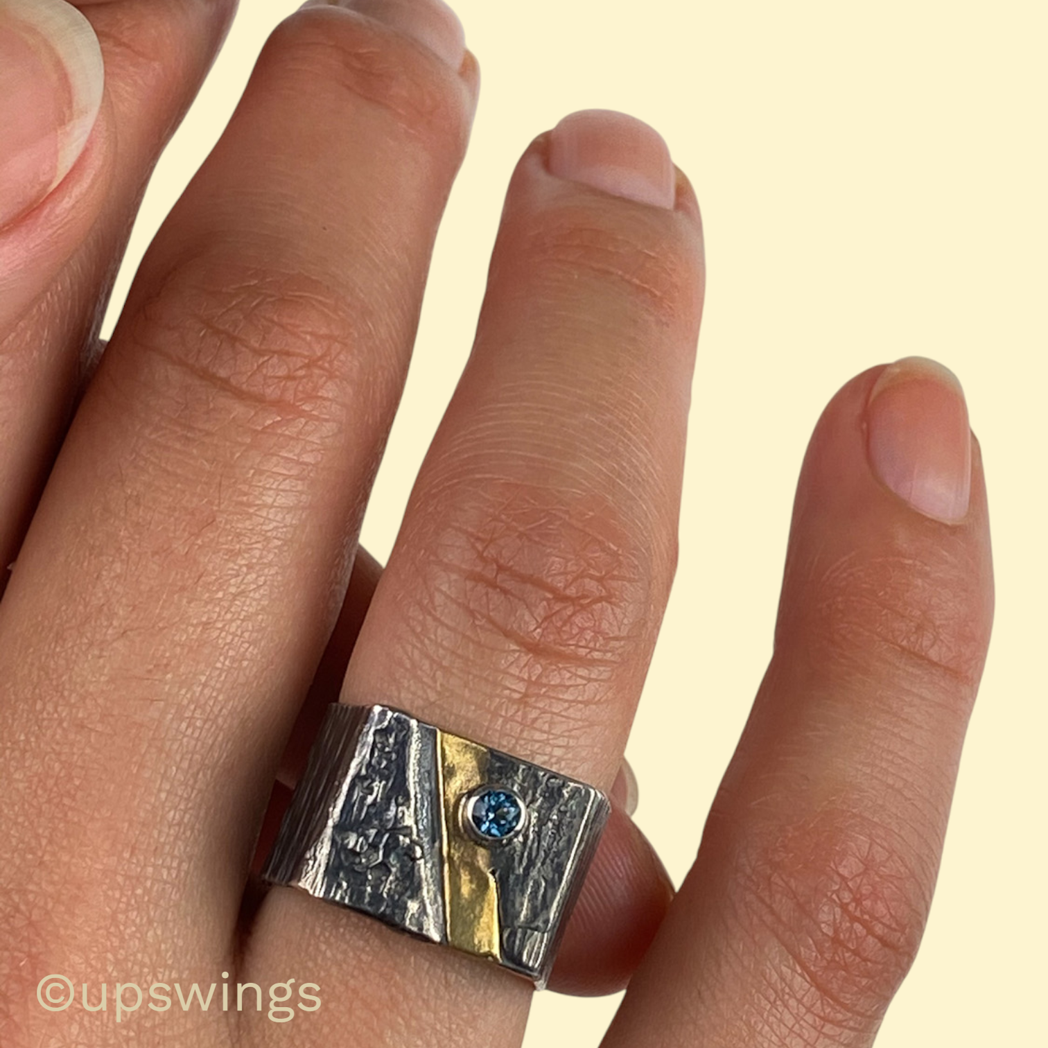 Square-topaz-ring-J-s.png