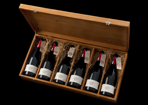 Shiraz in box.2.png