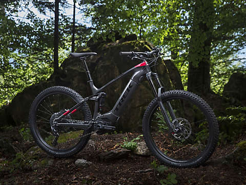 Powerfly LT 9.7 is a carbon electric mountain bike with long-travel suspension and a high-end parts spec. This high-performance e-MTB is built to take you into the wild unknown to rip up and down whatever mountains you'll find. The OCLV Carbon frame fully hides the battery for clean looks and protection on rugged trails.