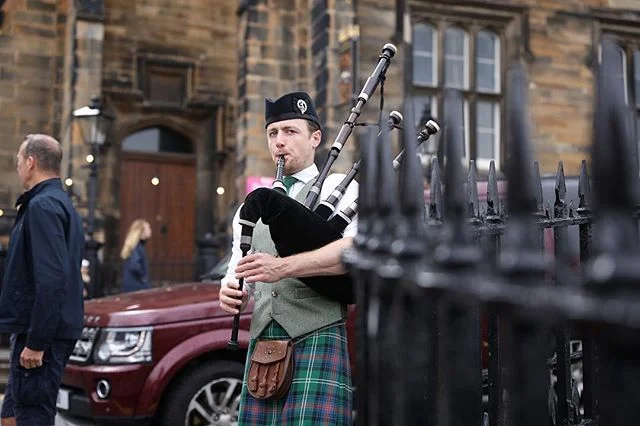 #bagpipes #streetphotography #canon5dmarkiv