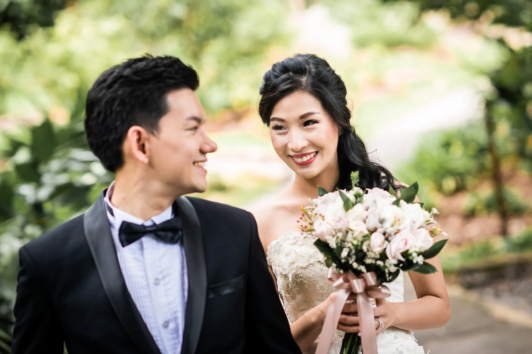 Top-wedding-photography-singapore-botanic-gardens-wedding-regent-hotel-25.jpg