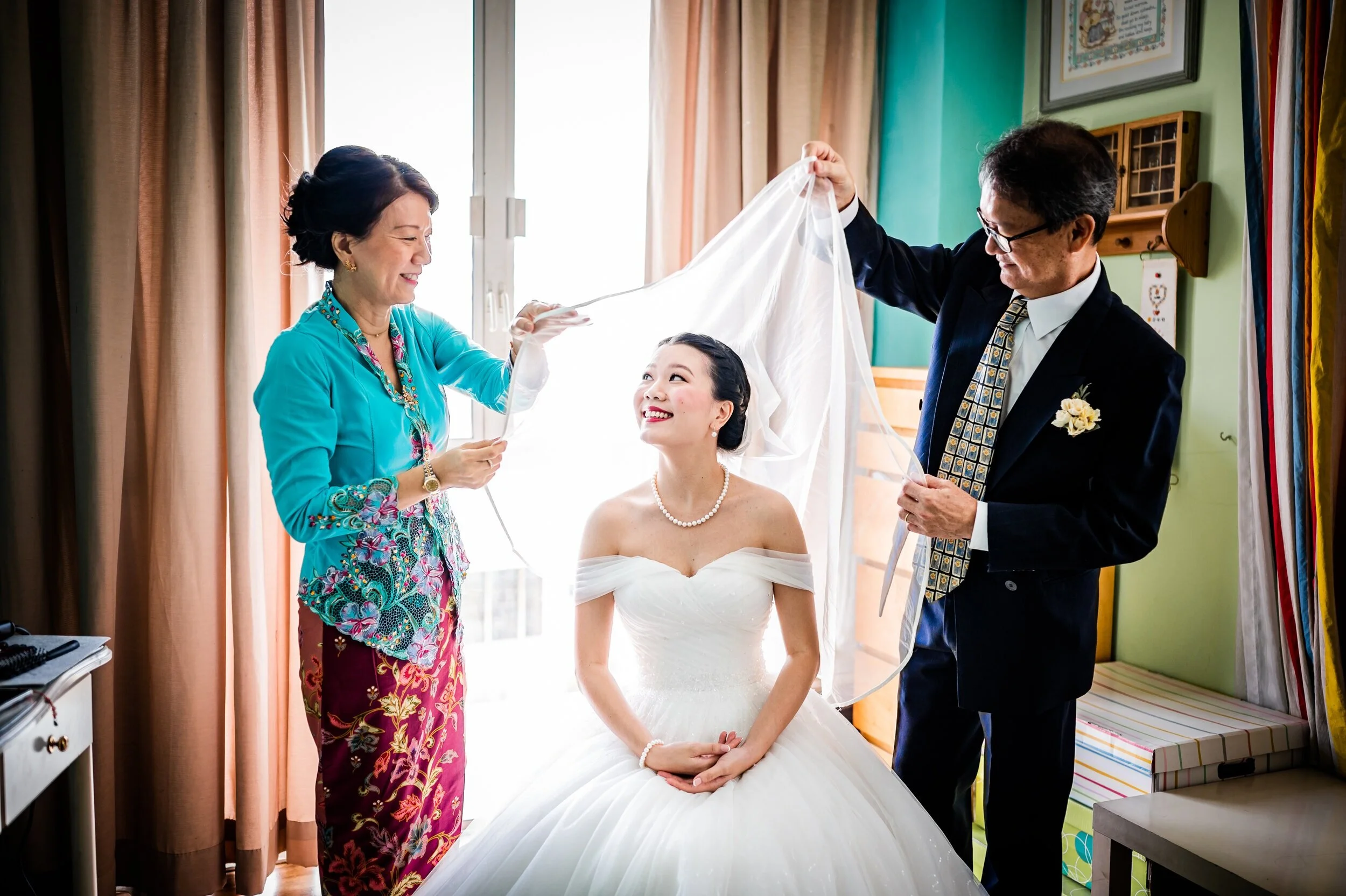  Singapore Church Wedding Best Photography Veiling of the bride by the parents 