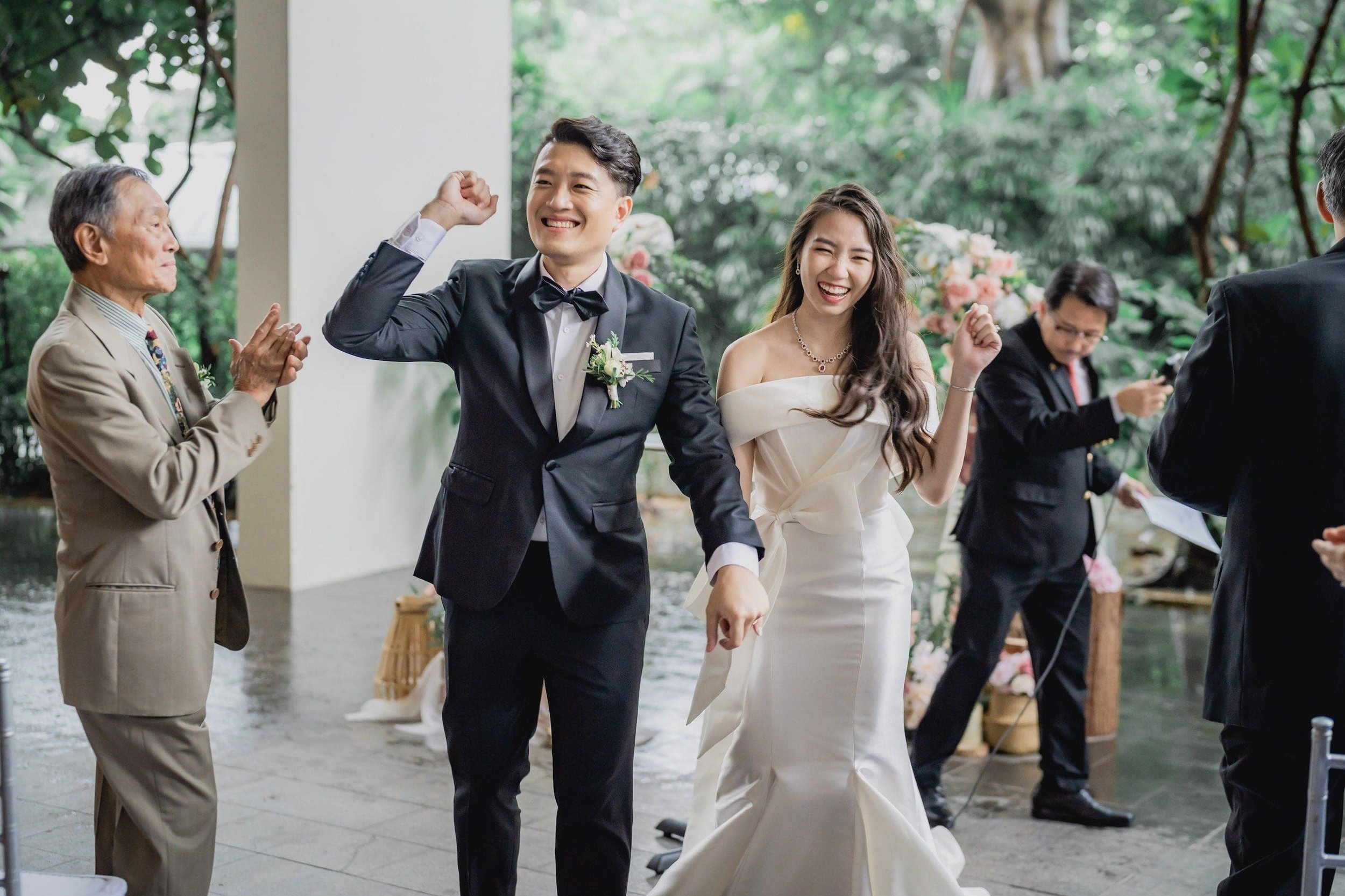 Singapore-capella-hotel-best-wedding-photography-engagement-gown-suit-bride-groom-sentosa-jewellery-top-photographer-sg-solemnisation-kua-94.jpg