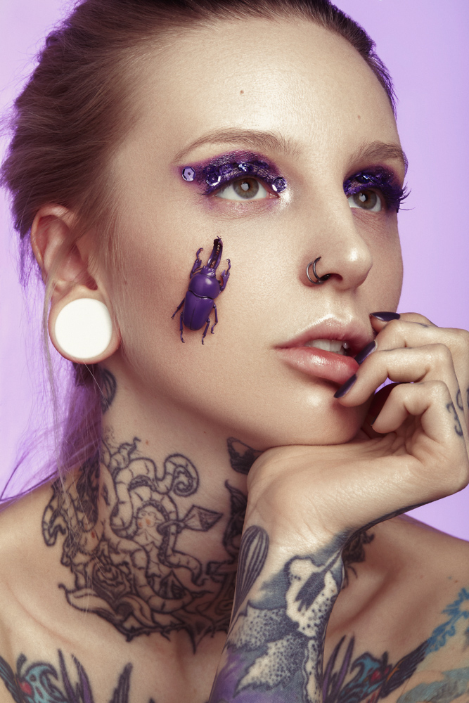 tineller-kerstin-brueller-metallized-makeup-graz-detail-ultra-violet-pixellicious-5-web.jpg