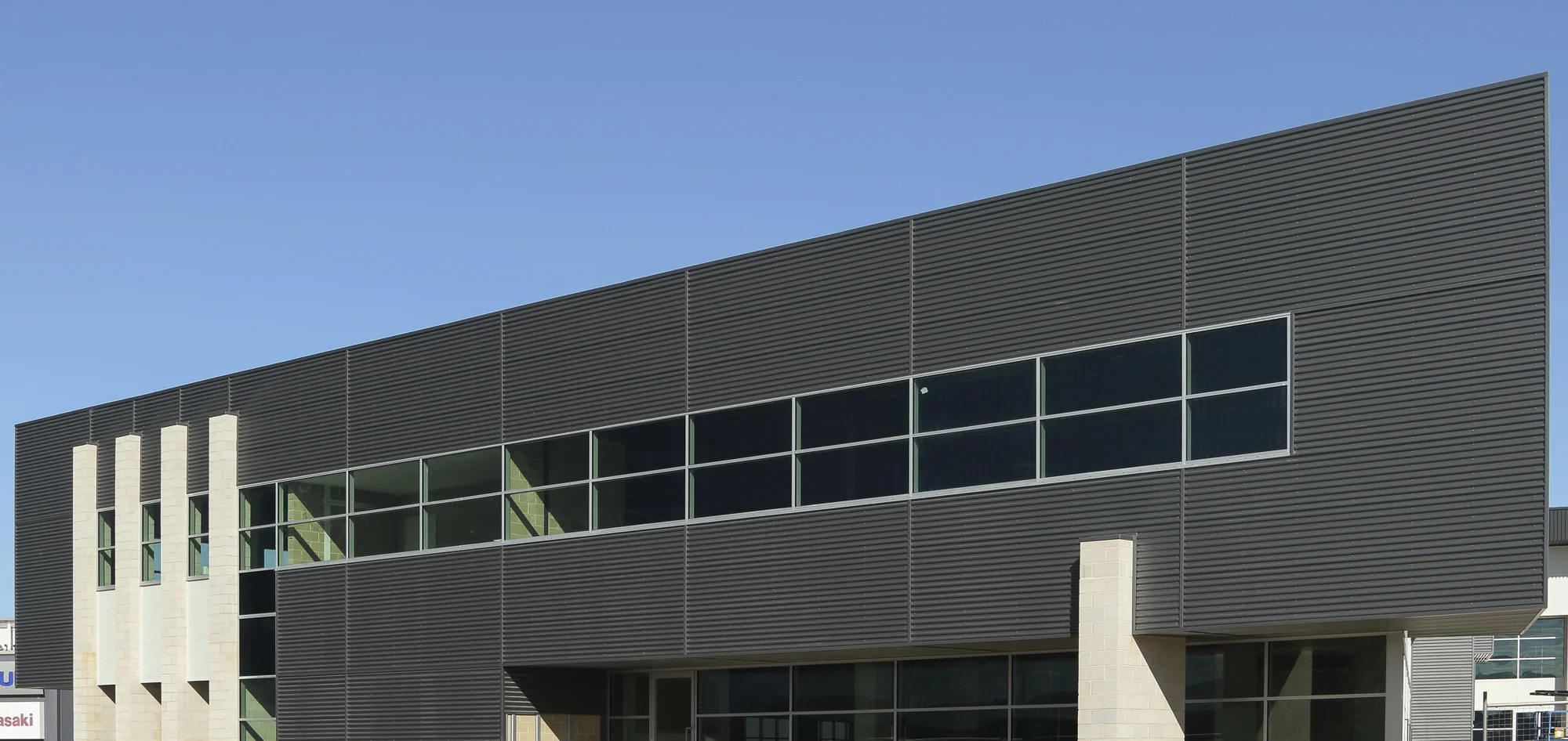 Exterior-16.jpg