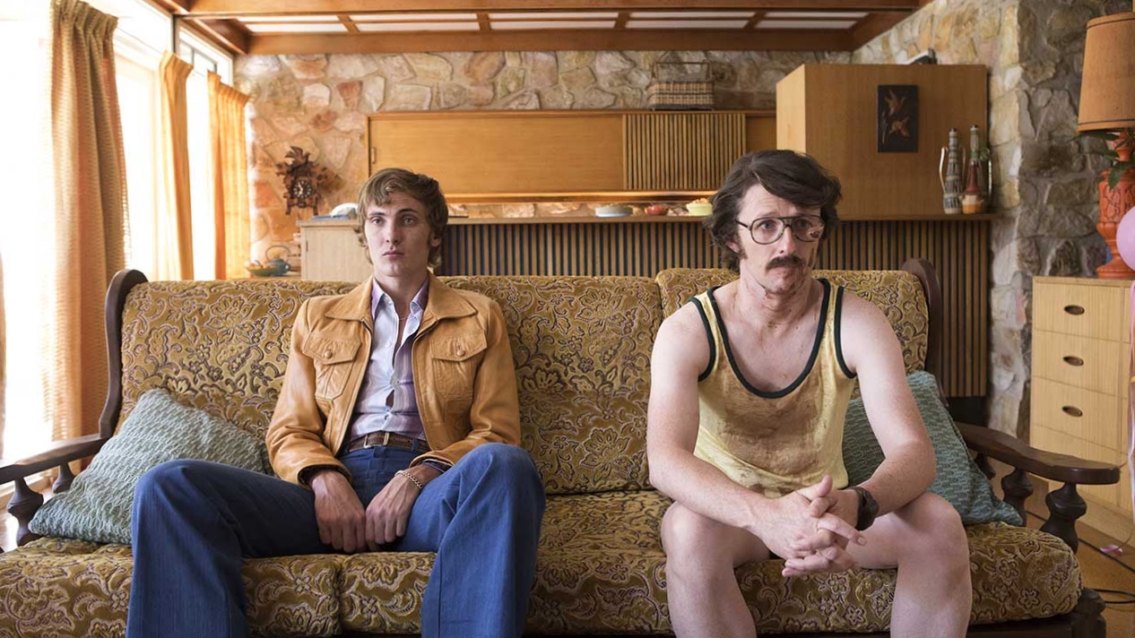Windmill-Theatre_Girl-Asleep_L-R-Eamon-Farren-Matthew-Whittet.-Photo-by-Shane-Reid.jpg