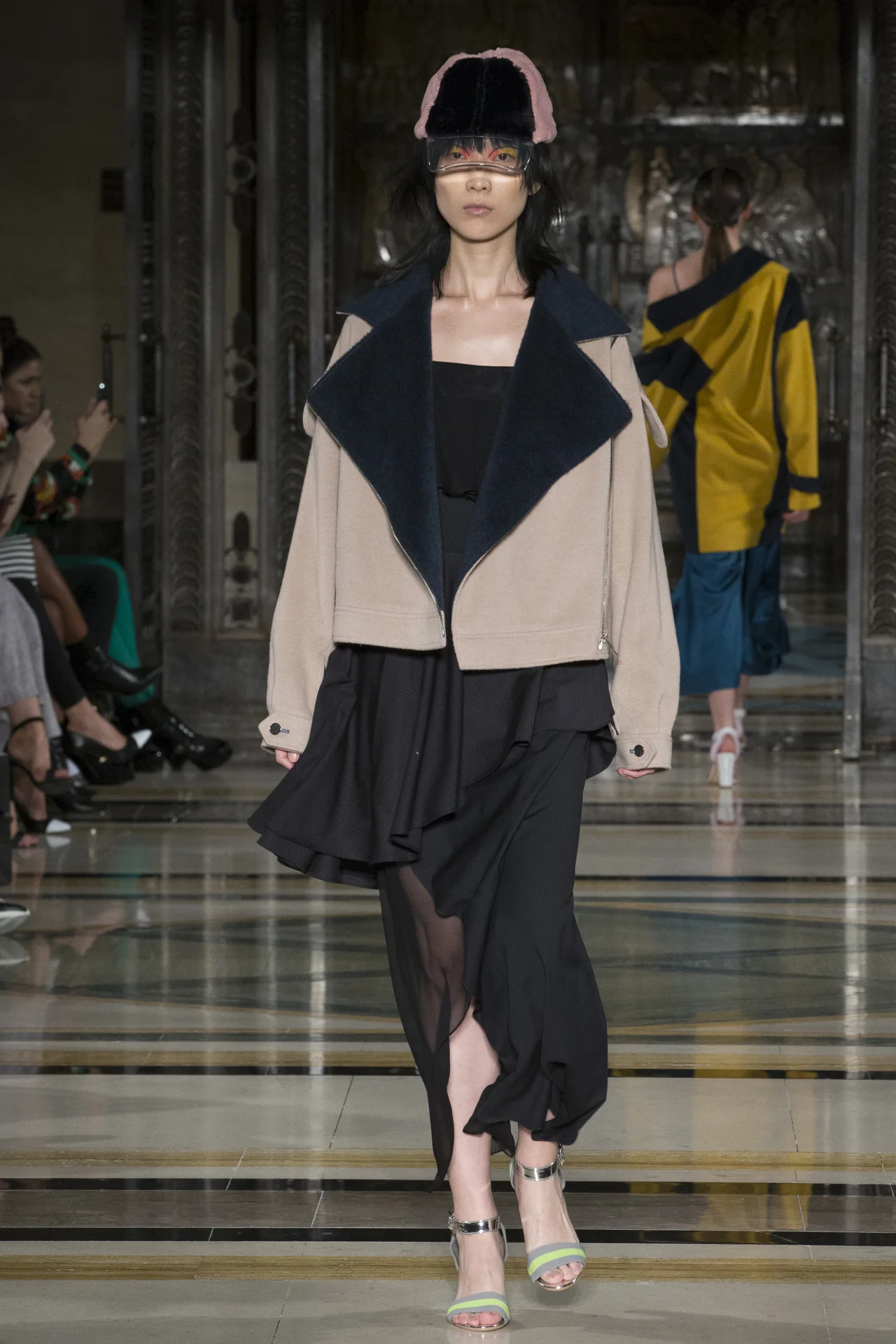 Simon_Mo_72dpi_AW18_022 copy.jpg