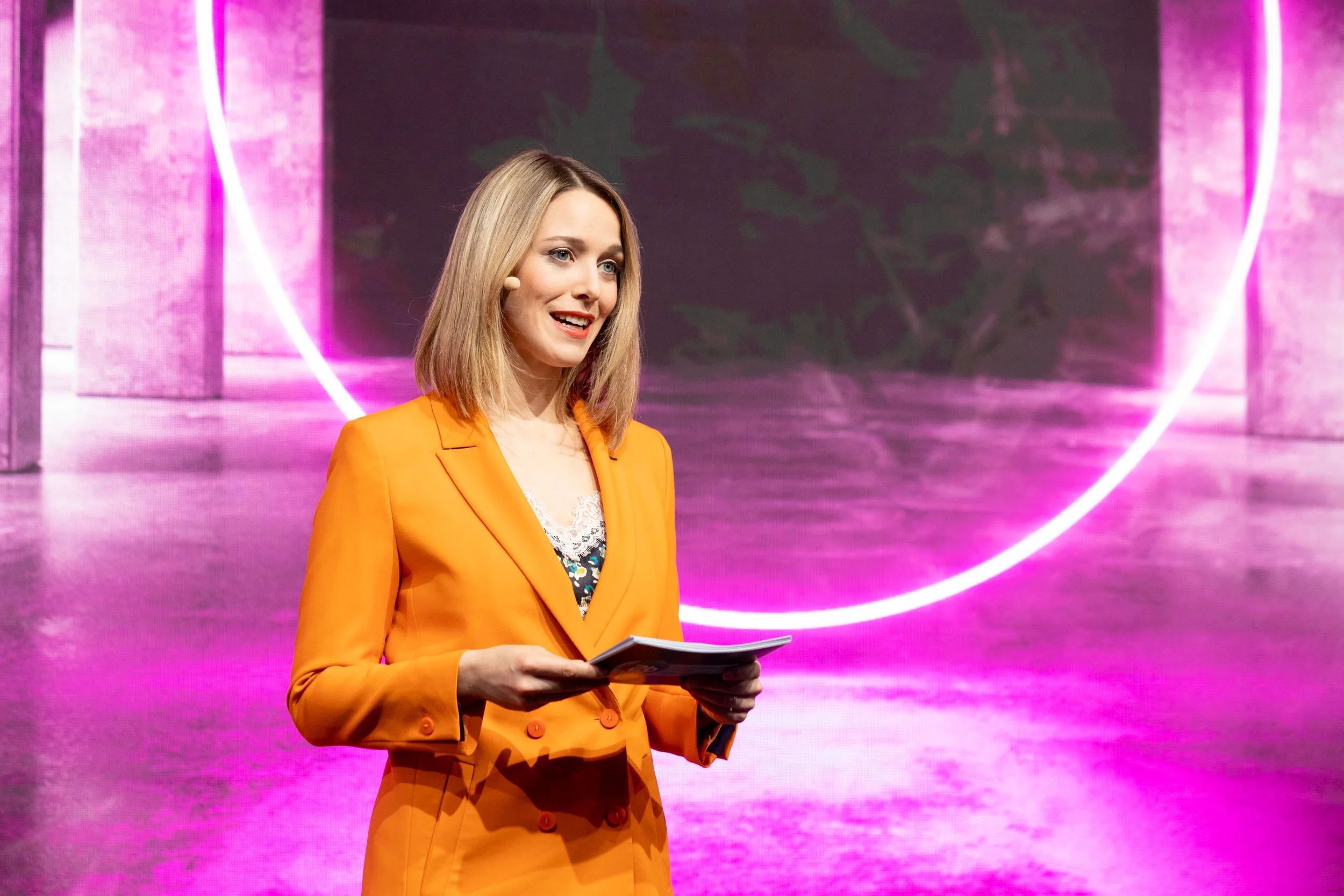 Als Eventmoderatorin durfte ich für die Erste Bank und die WKO die besten Businesspläne prämieren.