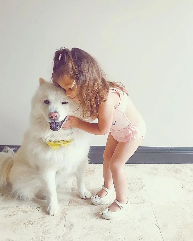 Happy #worldkindnessday 🙏🌈 Today, I&rsquo;d like to share the loving &amp; kind words spoken by #dalailama while greeting a crowd in Arizona:
&mdash;
&ldquo;I think that this is the first time I am meeting most of you. But to me, whether it is an o