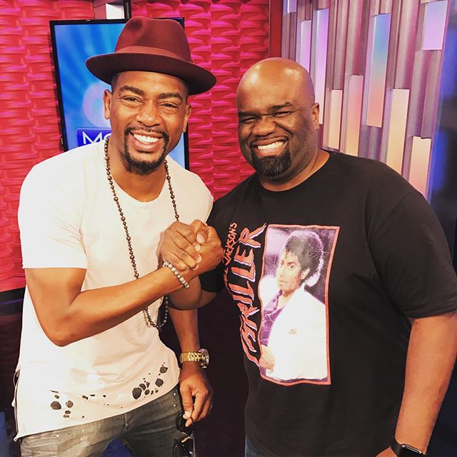 Today we hung out with a true World Champion of entertainment; MISTER Bill Bellamy! @billbellamy Check Out his comedy chow at @slslasvegas Friday &amp; Saturday night! #comedy #lasvegas #morefox5 #legend #veejay #movies @morefox5