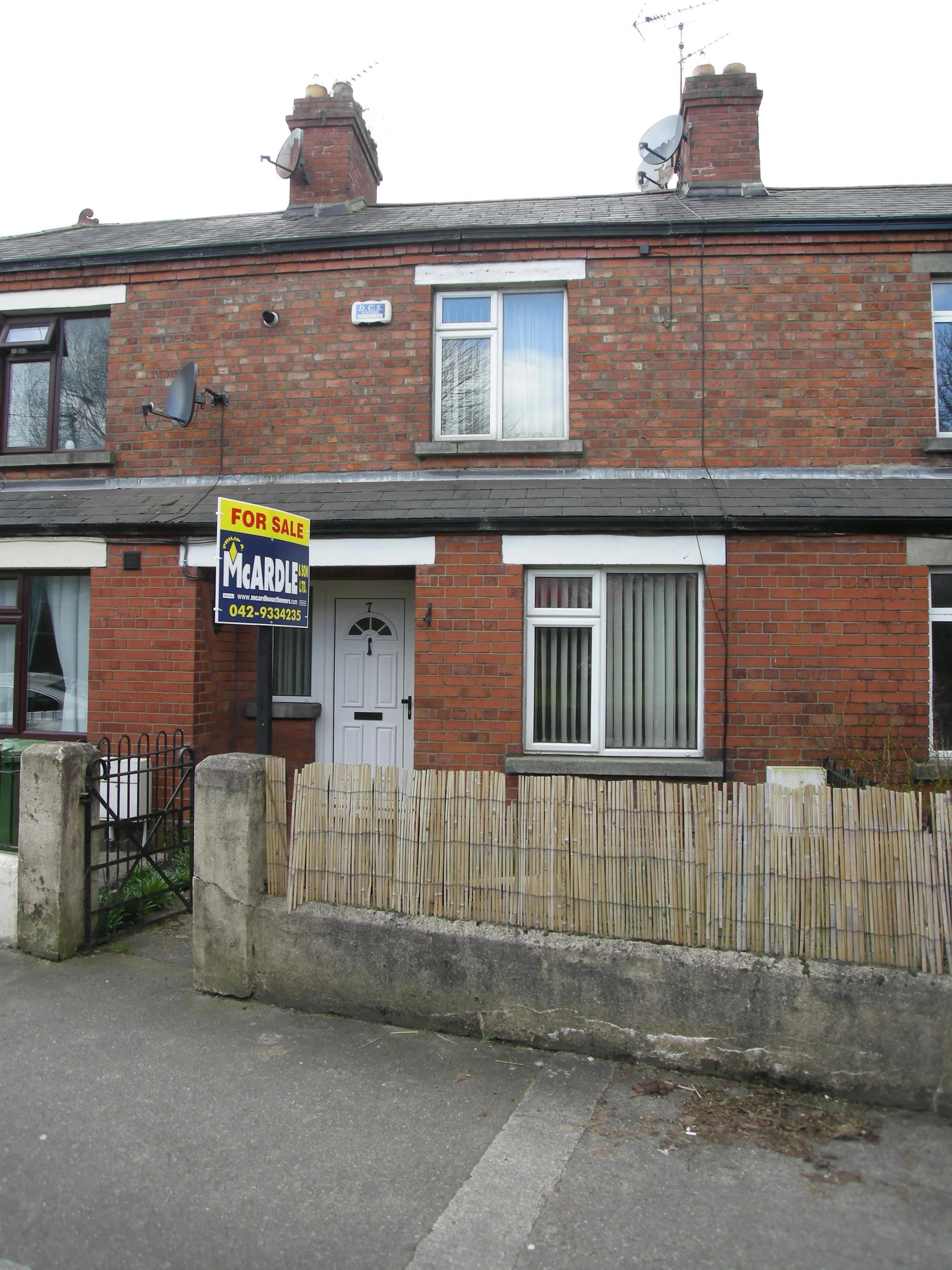 7 Bridge crescent , Parnell Park , Dundalk .