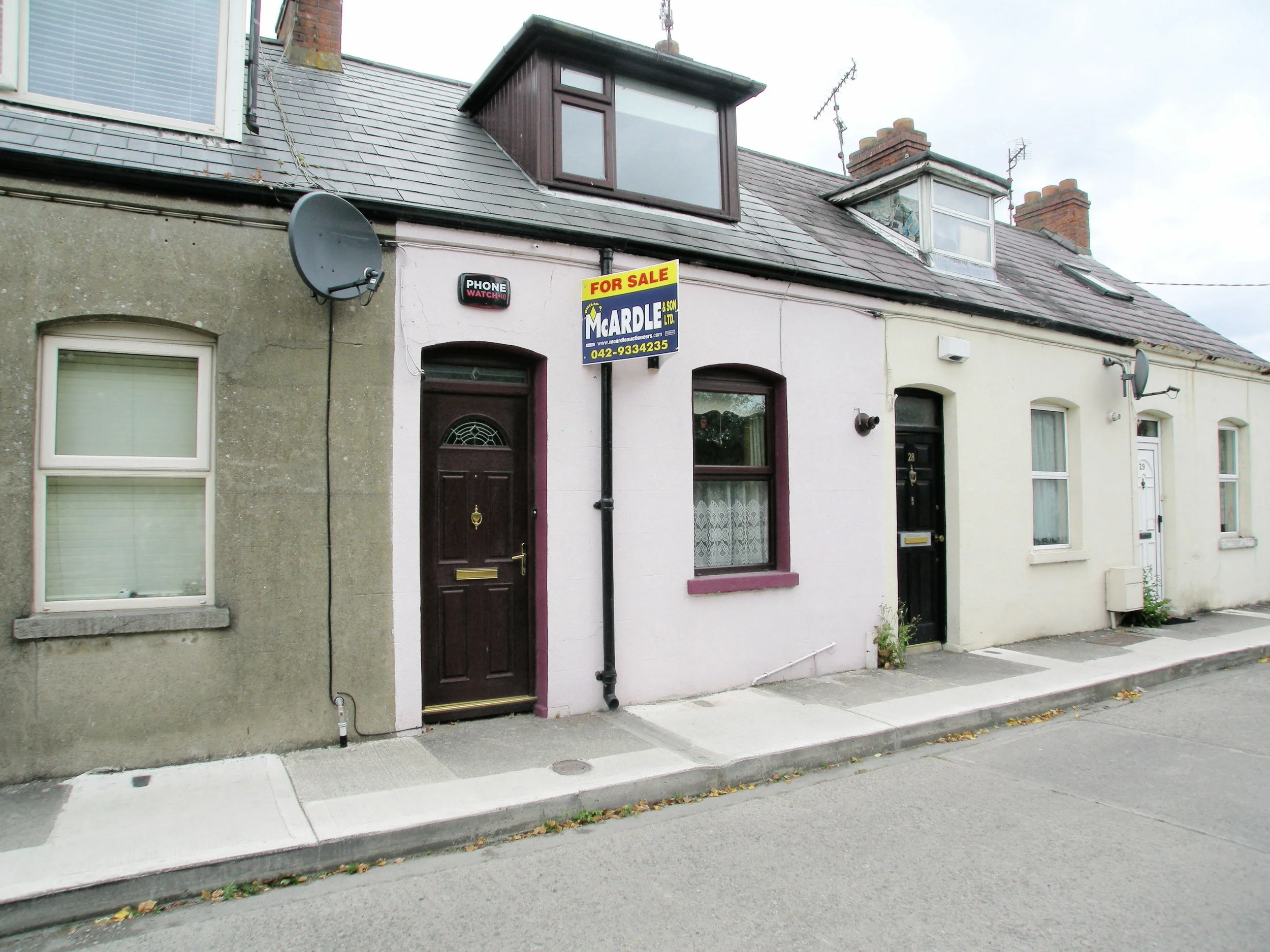 27 Gosling Terrace , Hill Street , Dundalk .