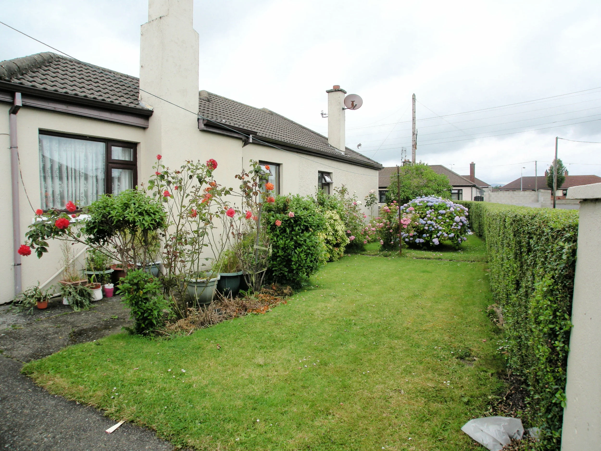 48 O'Hanlon Park , Dundalk , Co. Louth . — McArdle Auctioneers