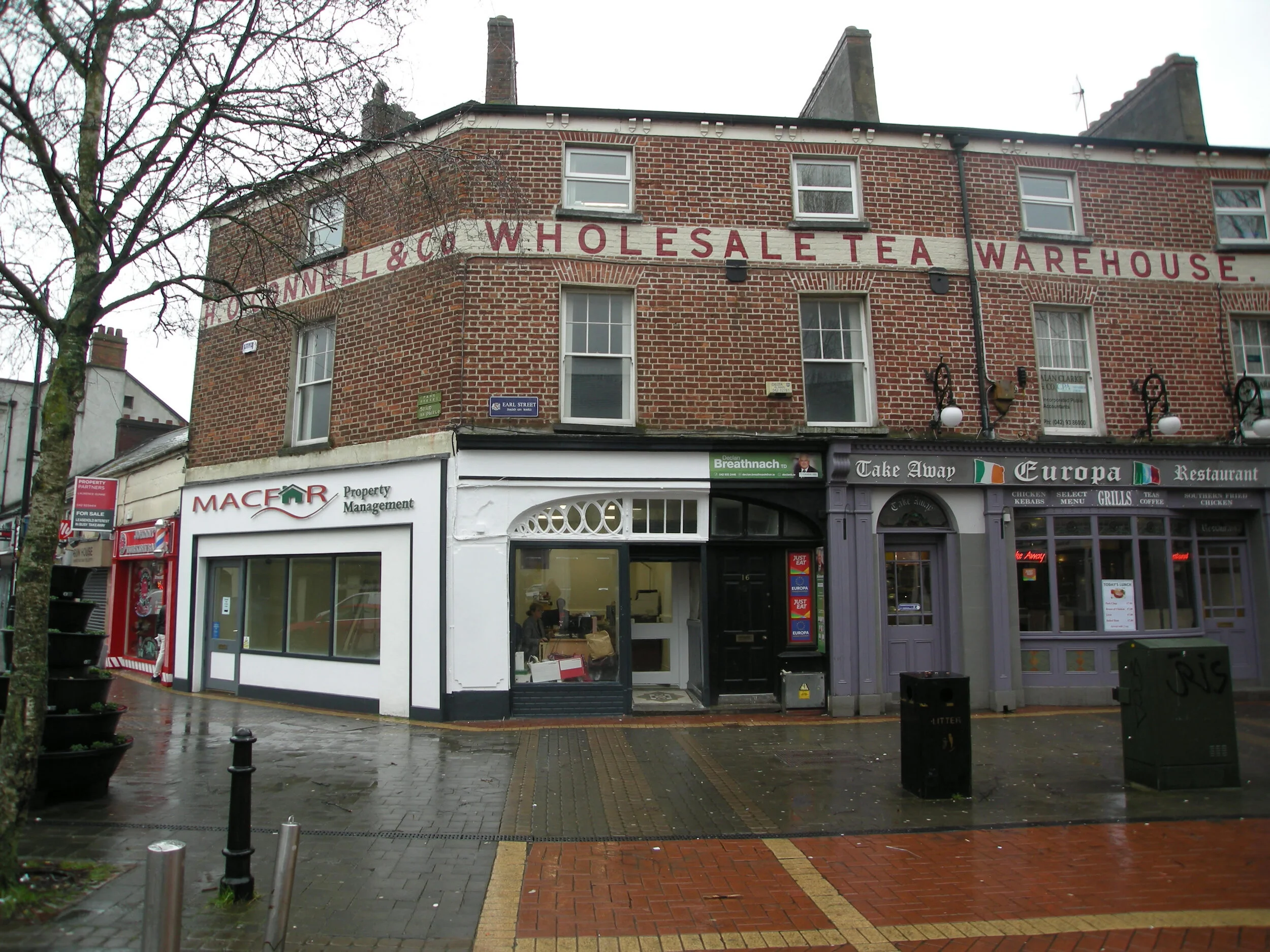 Earl Street , Dundalk , Co. Louth .