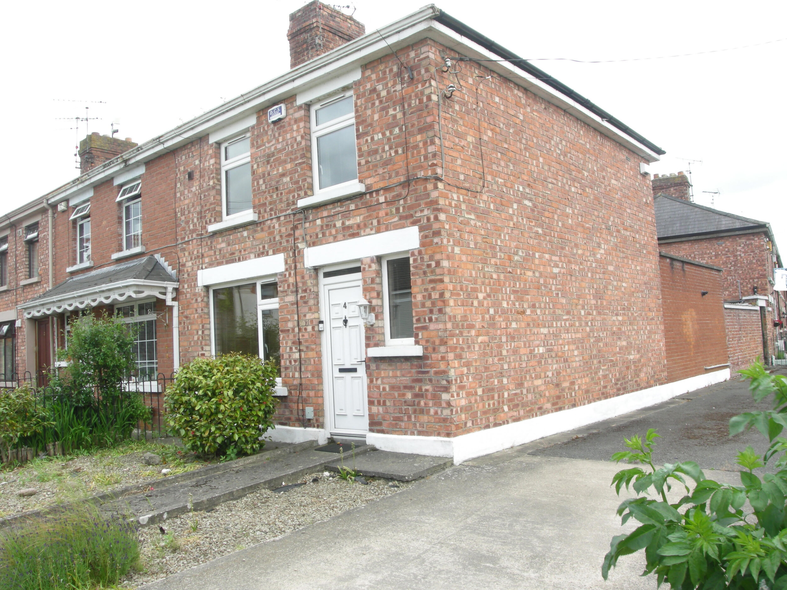 4 Patrick’s Street , Dundalk , Co. Louth .