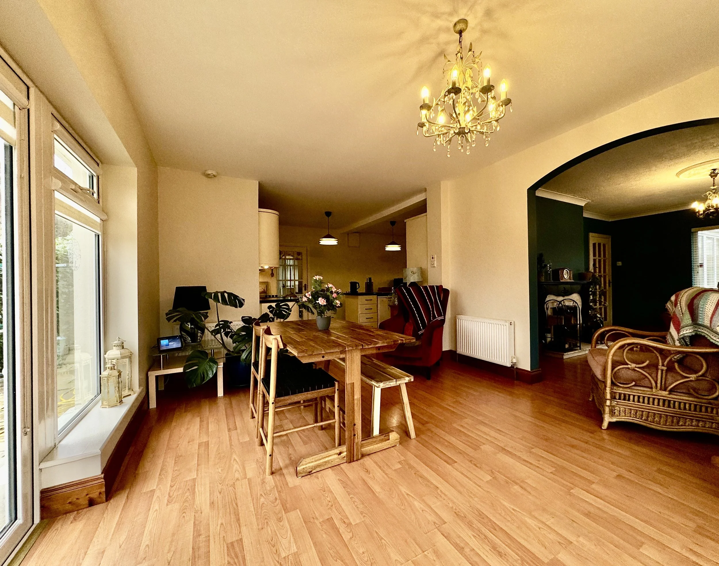 Ravensdale , I. Prior-14.jpg