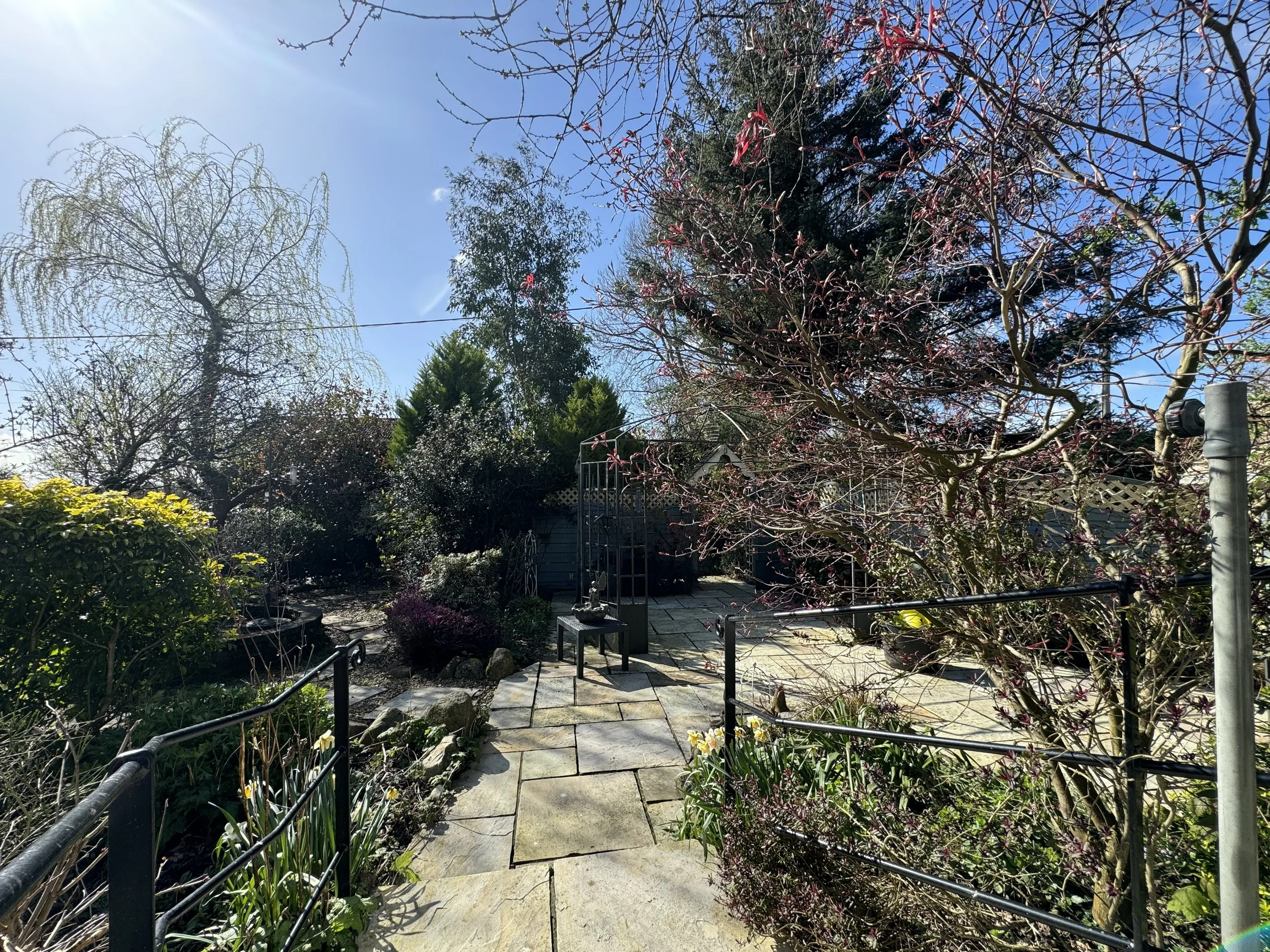 Ravensdale , I. Prior-I.jpg