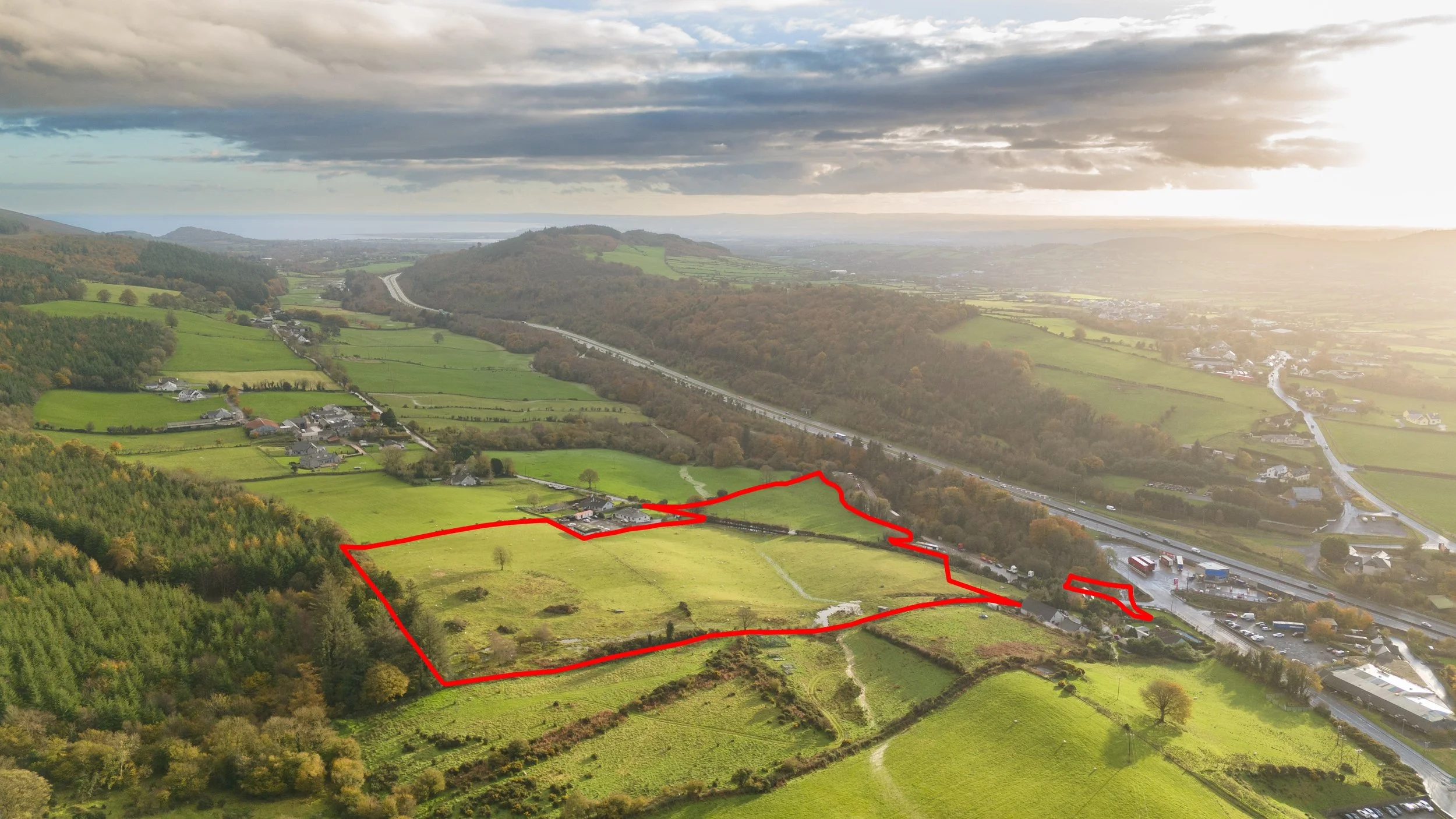 Carrickdale_Land_Edited_-_with_red_line3[1].jpg