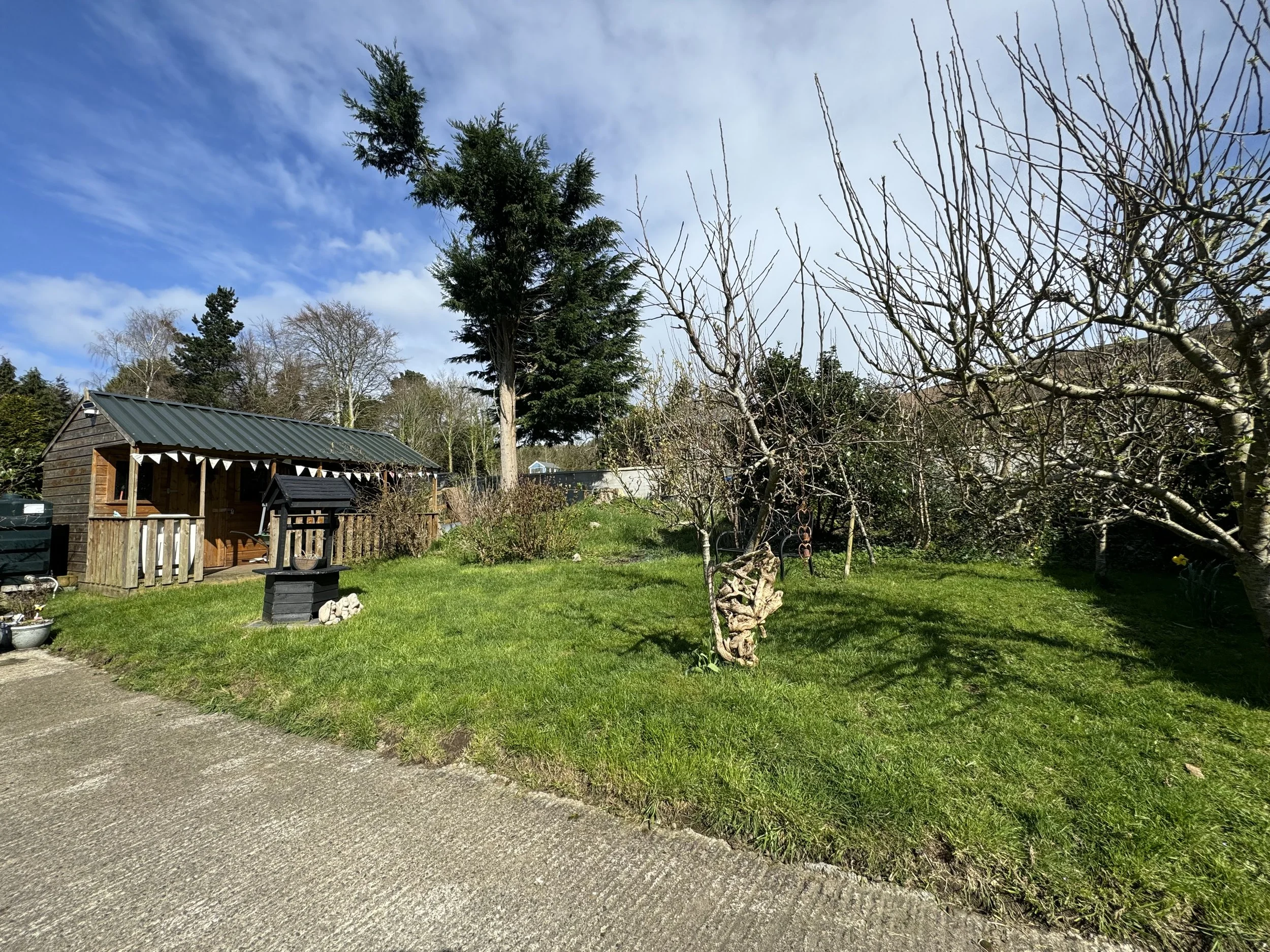 Ravensdale , I. Prior-a.jpg