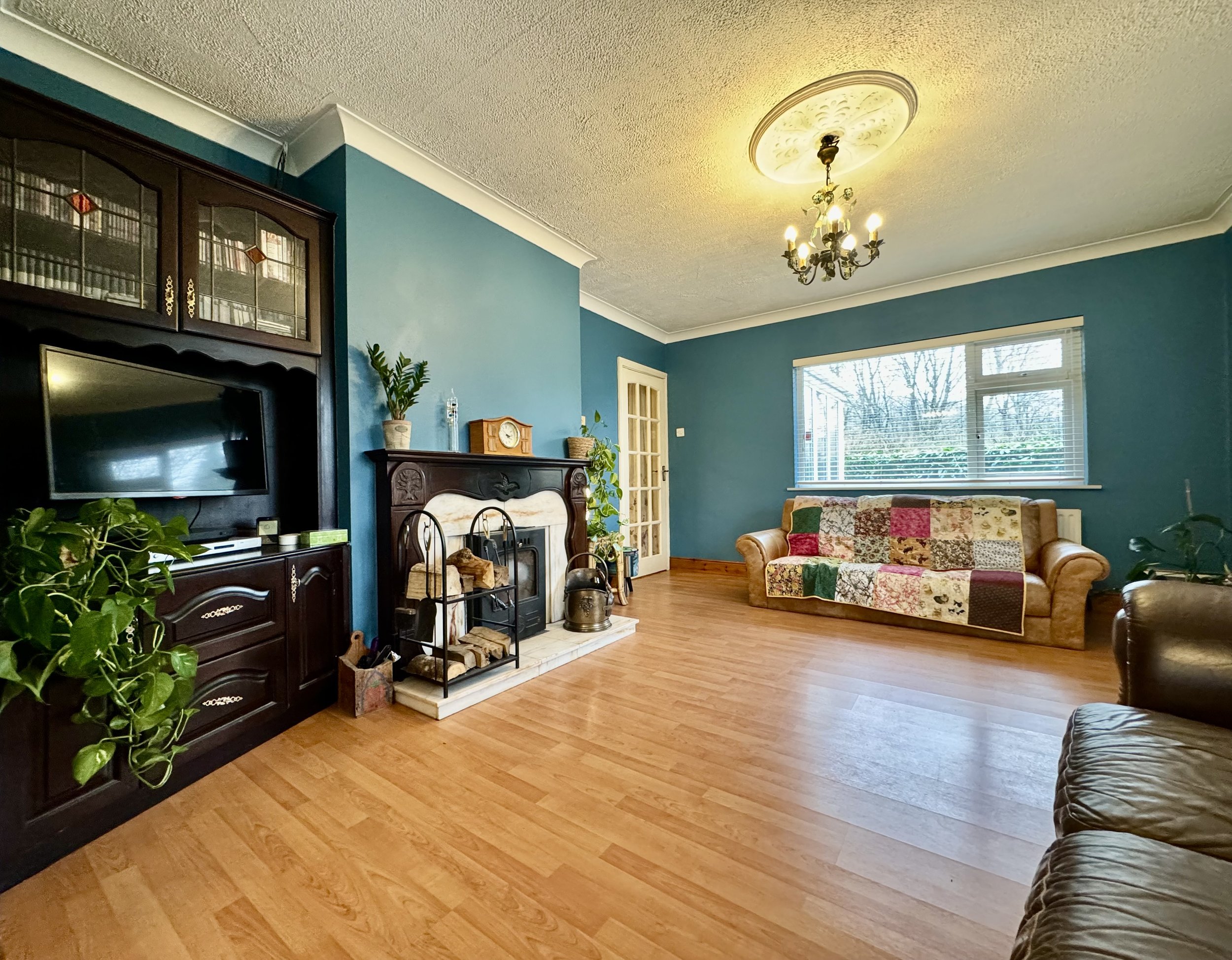 Ravensdale , I. Prior-9.jpg