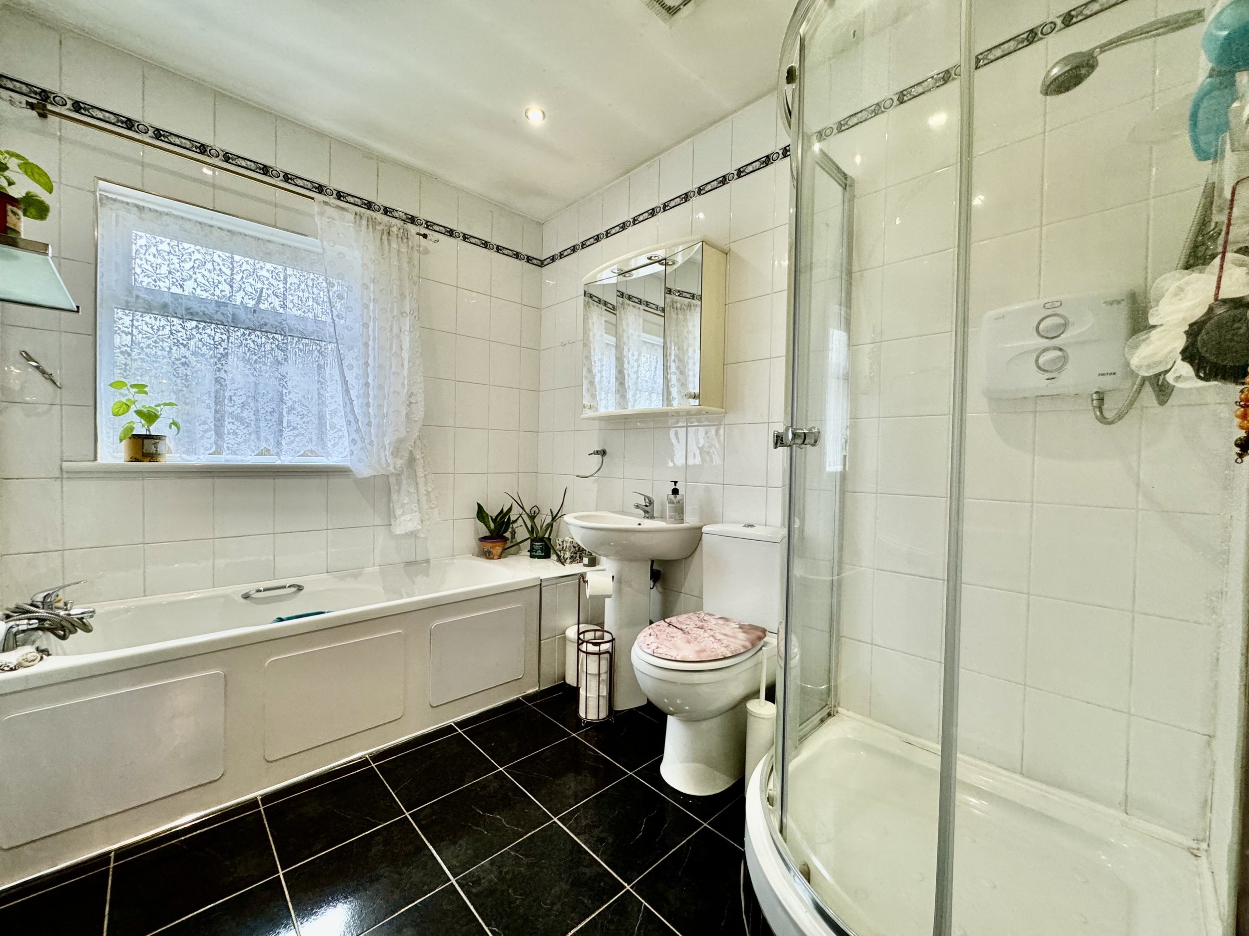 Ravensdale , I. Prior-8.jpg