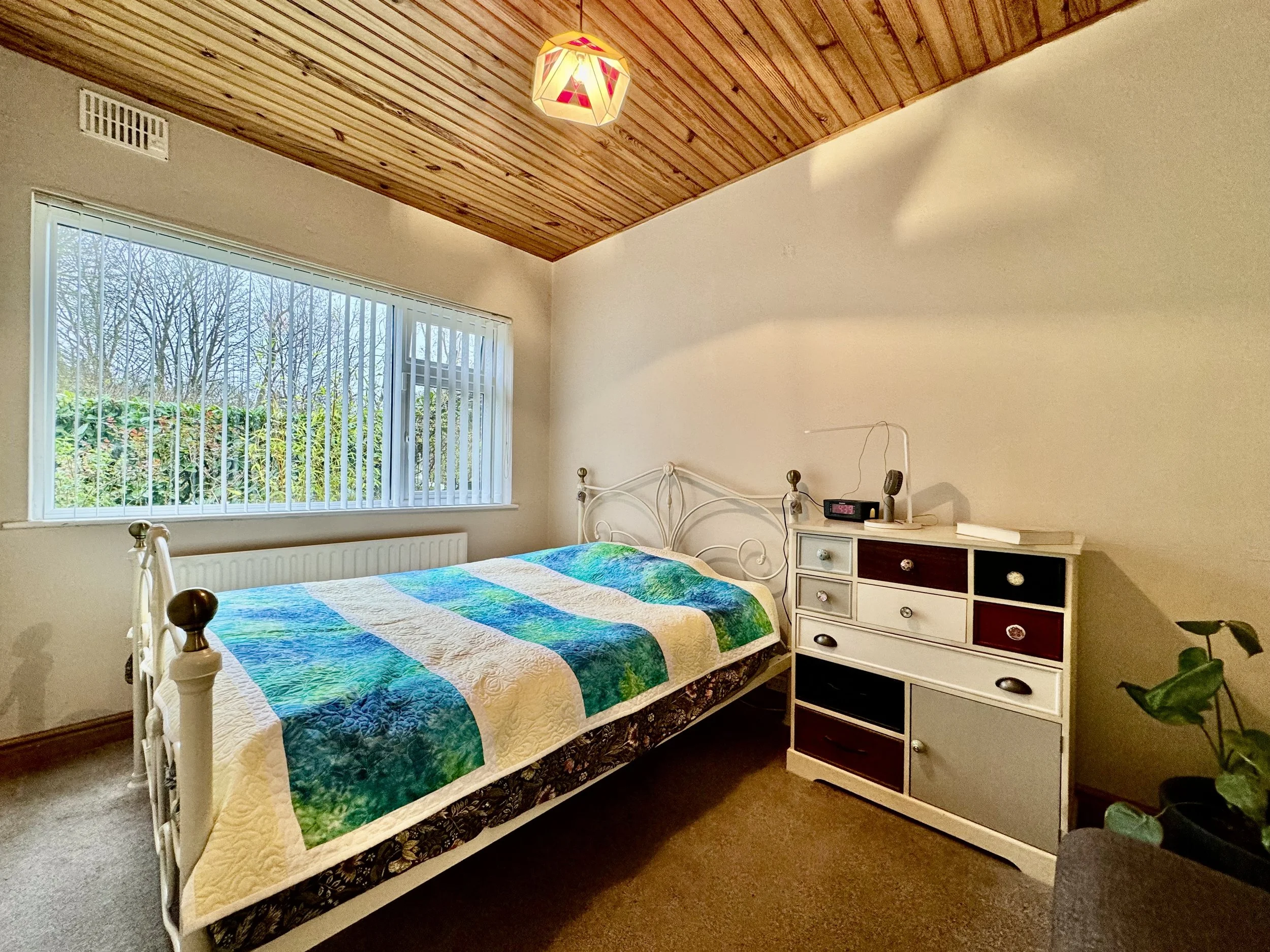 Ravensdale , I. Prior-5.jpg