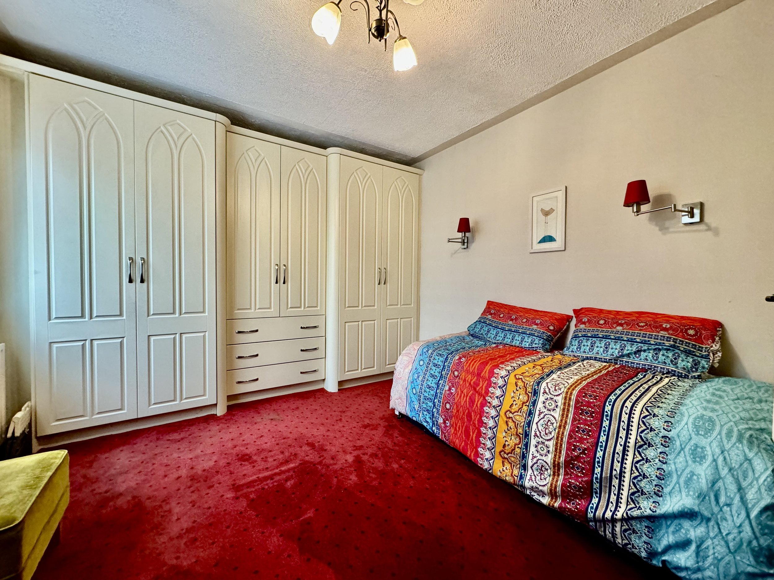 Ravensdale , I. Prior.9.jpg