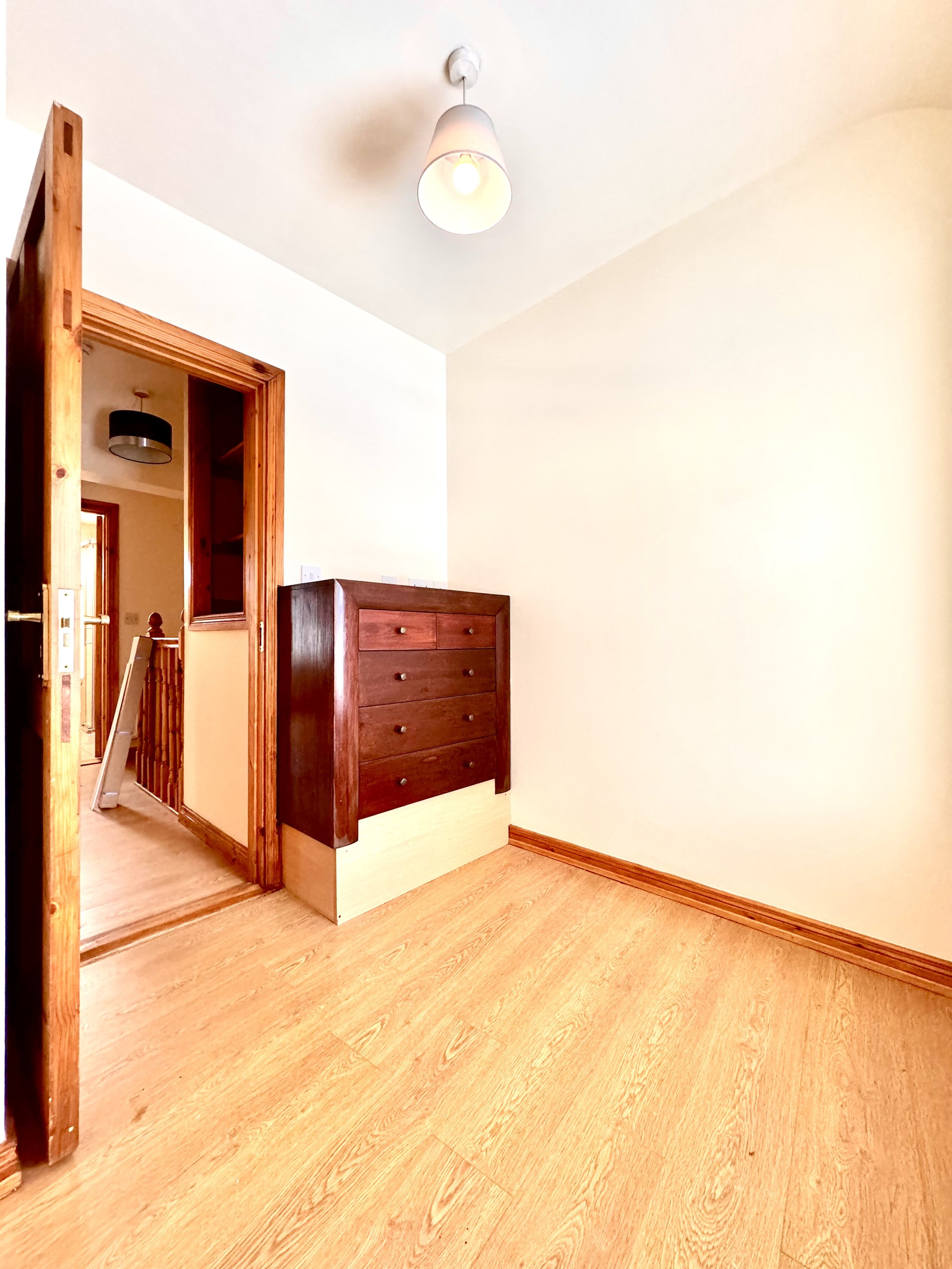 16 Bachelors Walk 9.jpg