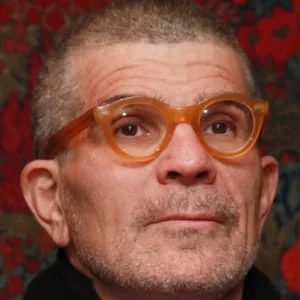 david-mamet-9396766-2-402.jpg