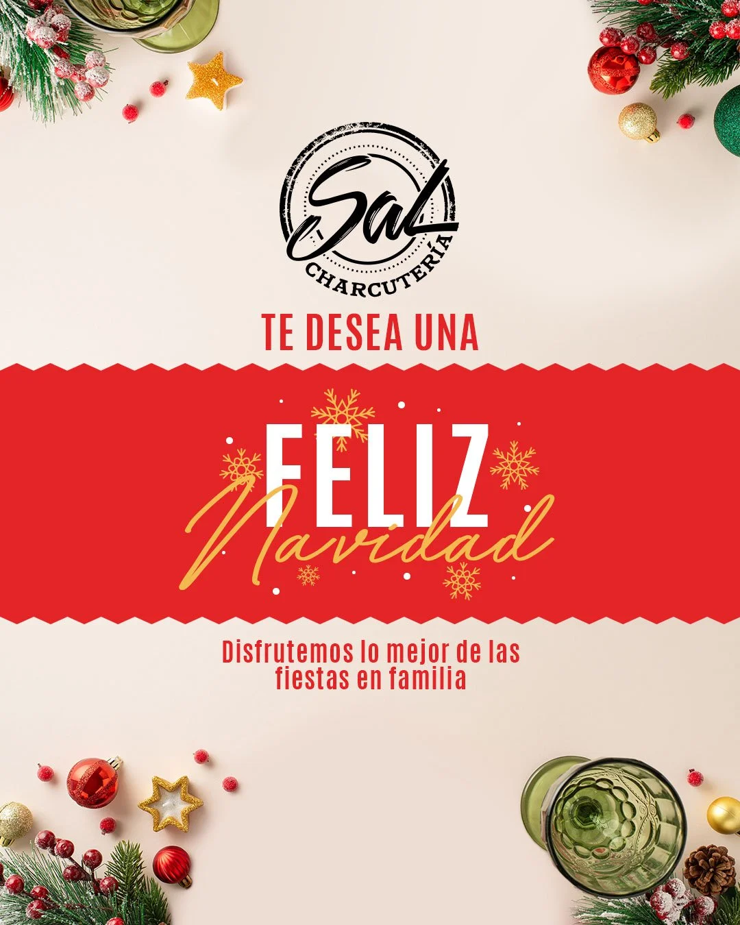 &iquest;Por qu&eacute; sentimos la Navidad tan especial?

&iquest;Ser&aacute; por esas memorias que nacen sentados a la mesa, que creemos irrepetibles?
&iquest;Ser&aacute;n las luces, los regalos&hellip; o los momentos compartidos?
Tal vez sea la opo