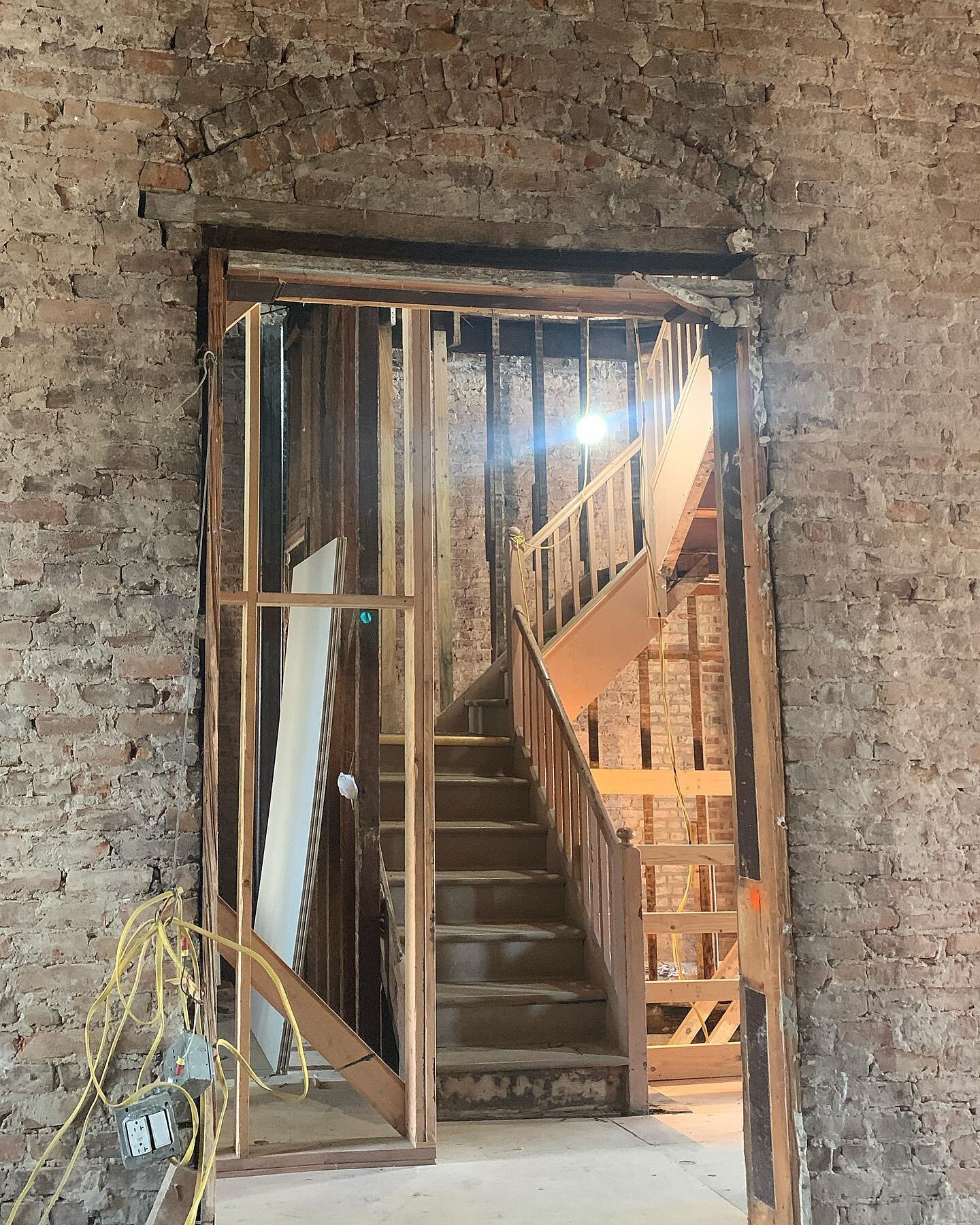 a look at the build history discovered behind the walls at one of our BK townhouse renovations
___
 #brickwork #masonry #townhouserenovation