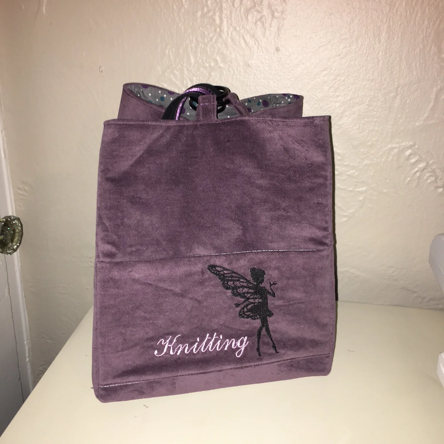 Fun 3-Ring Tote for the Dallas Hand Knitters' Guild guest speaker