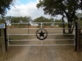 Ranch Gate Seiler 3x4.jpg