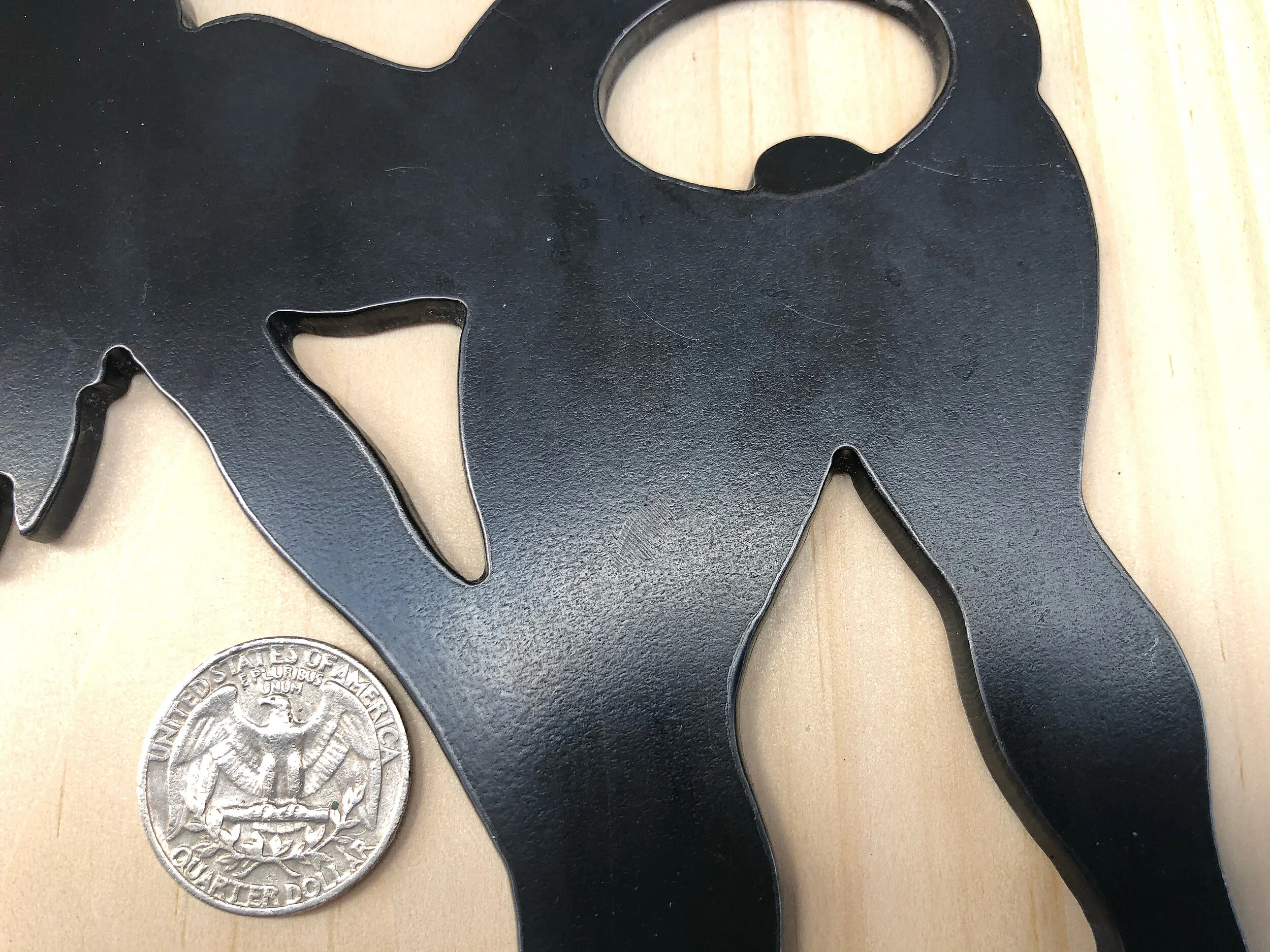 thick_girl_bending_over_metal_bottle_opener_0007.JPG