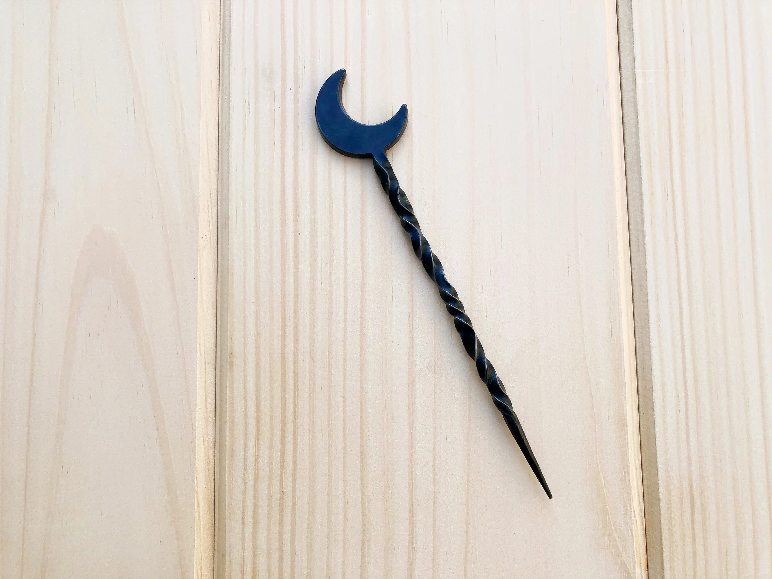 Crescent_Moon_Hairstick_0001_workshop reverie.JPG