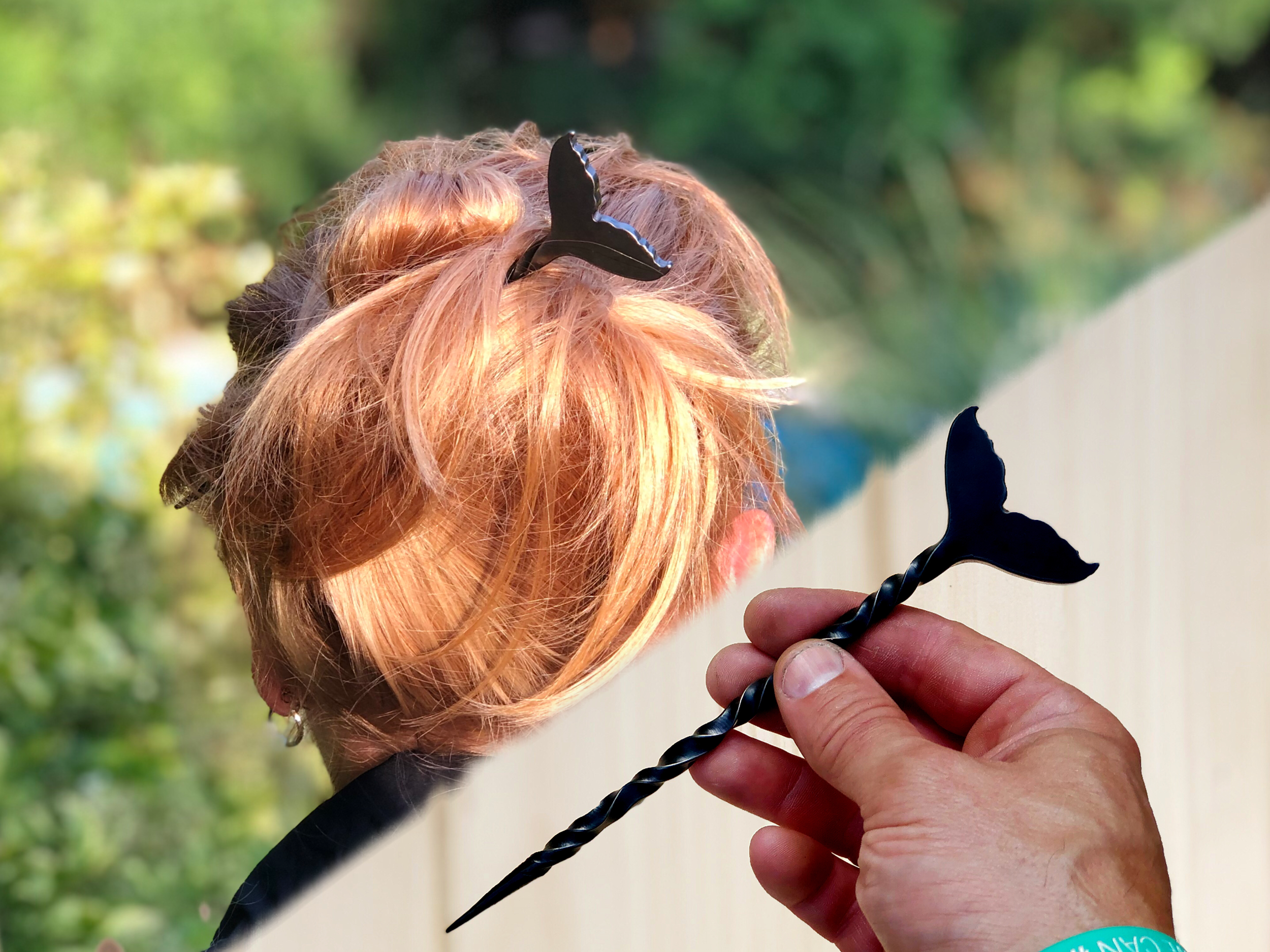 whaletail_hairstick_001_workshopreverie.PNG