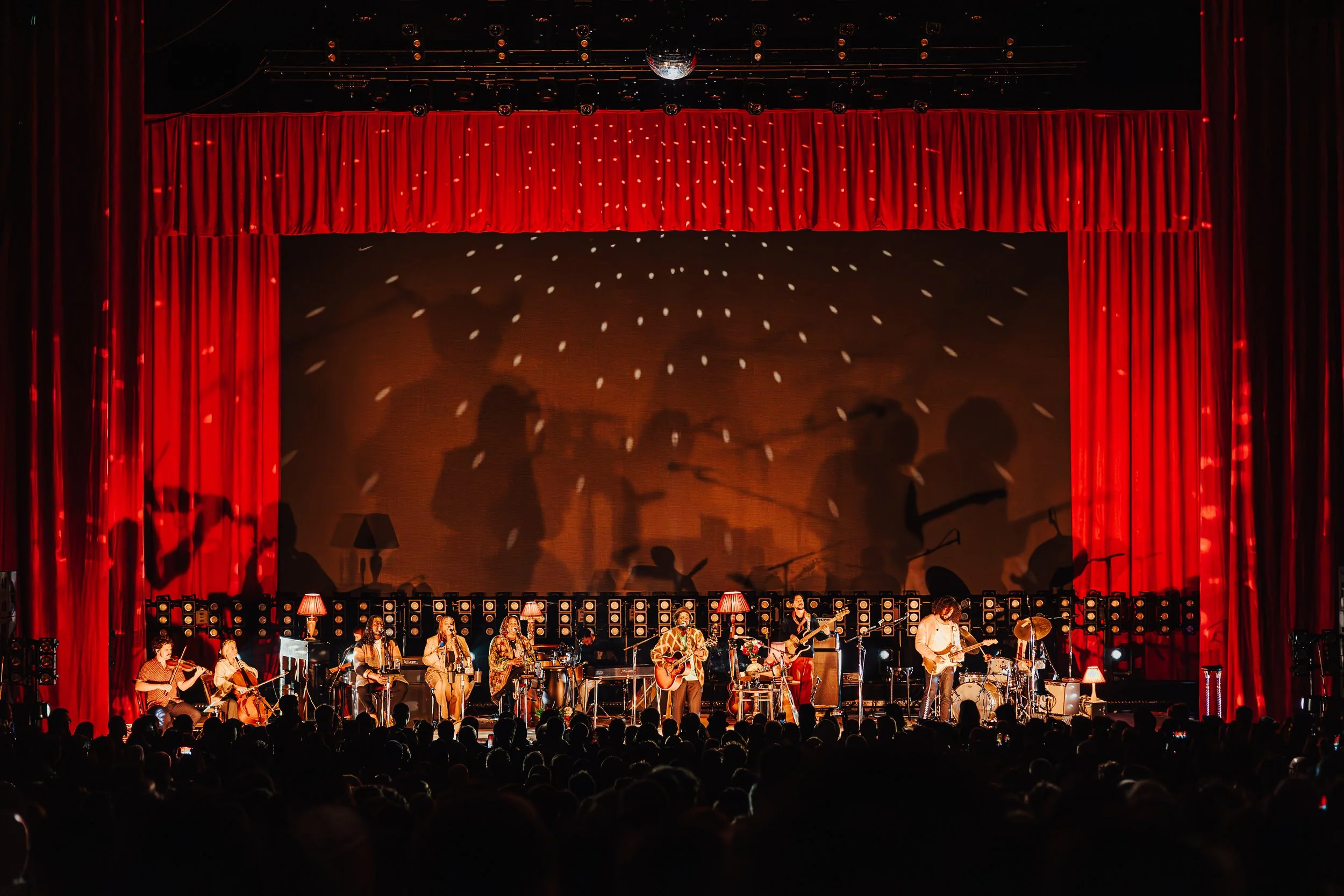 Next Level Lights - Michael Kiwanuka - Eventim Apollo - 10th March 2025 by Luke Dyson - LD3_0384-Enhanced-NR.jpg