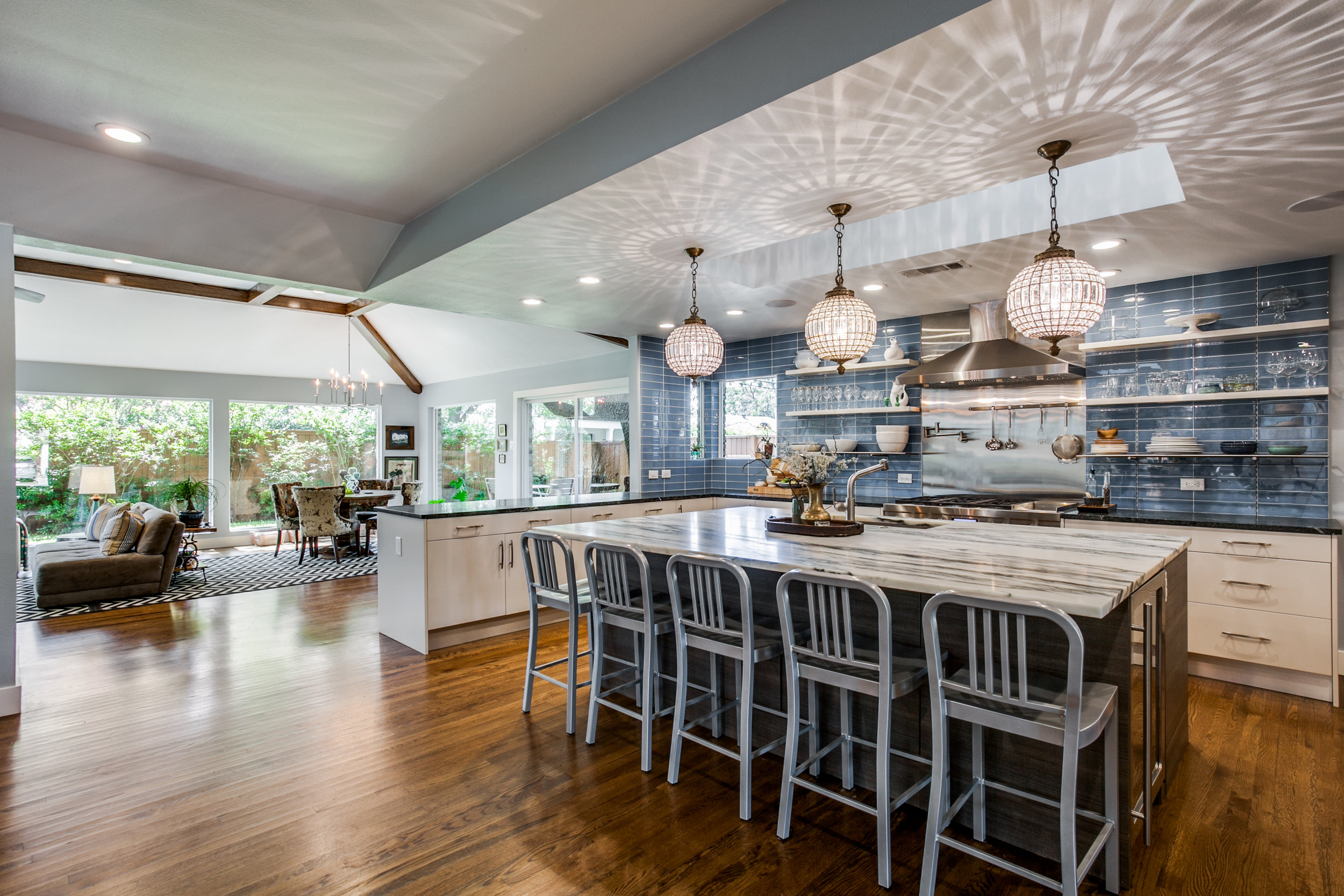 Gorgeous Soothing Blue Tile Backsplash