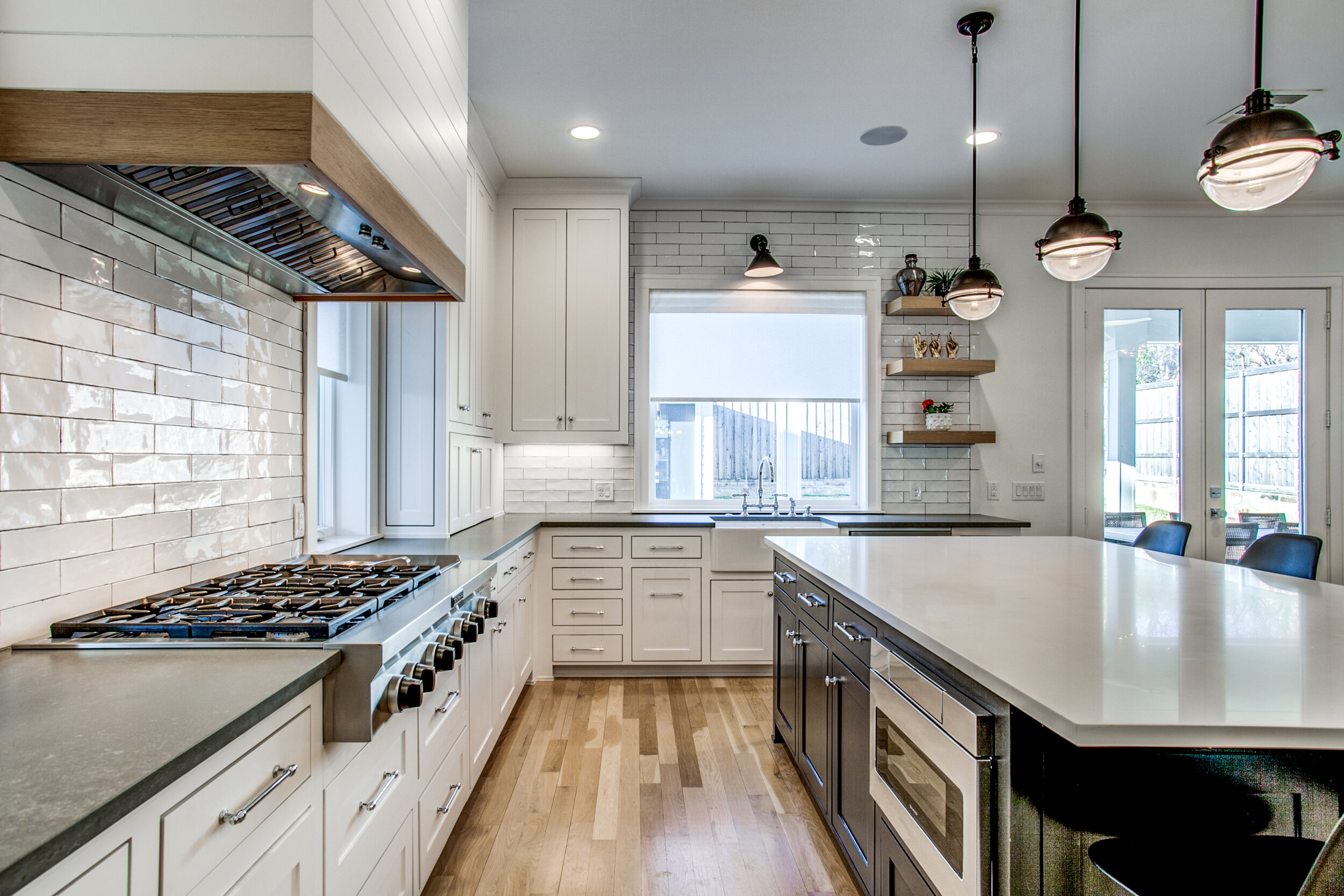 Clean White Contemporary Farmhouse Kitchen