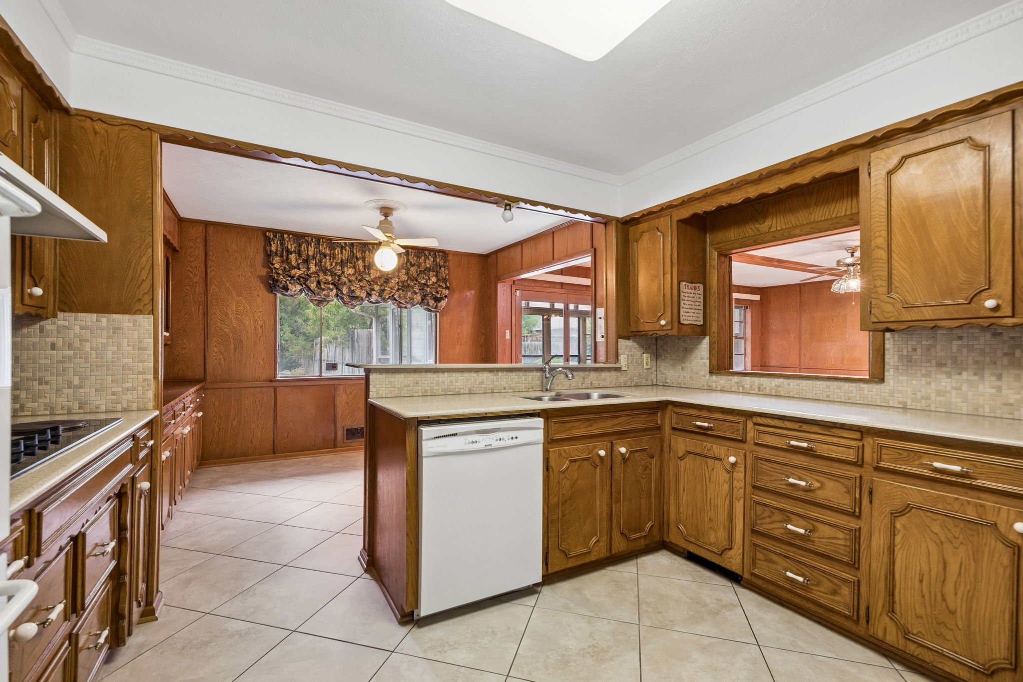 5611 Meletio Lane