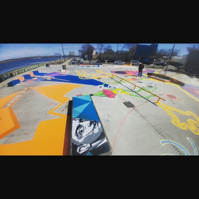 Respect to anyone trying to make a positive difference in their community. Special thanks to all the partners in this project. #community #volunteering #volunteeringisjobcreation #theyouthisourfuture #forthekids #AtlanticCity #NewJersey #5thpocketskateparks #5thpocketdesign ππ«ππ«π @skateac @backsov @zev_1 @klotztradamus @hardrockhcac