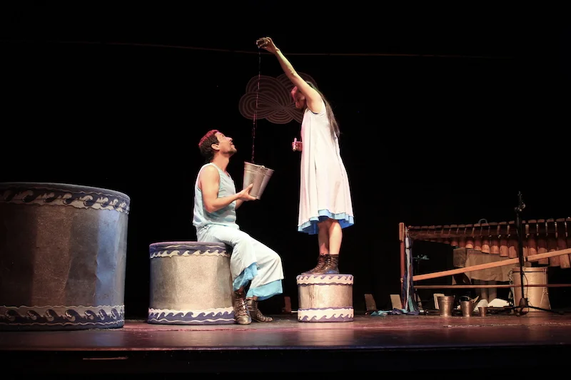 TEATRO PARA LA PRIMERA INFANCIA - LAS RESONANCIAS DEL AGUA /Santiago Ribadeneira Aguirre