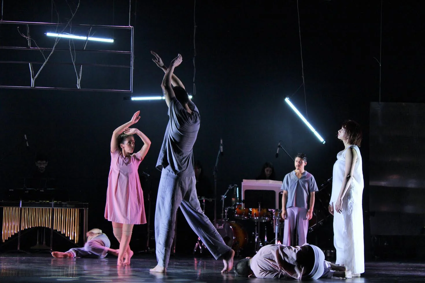 EL DECÁLOGO DEL FRIO / Santiago Rivadeneira Aguirre