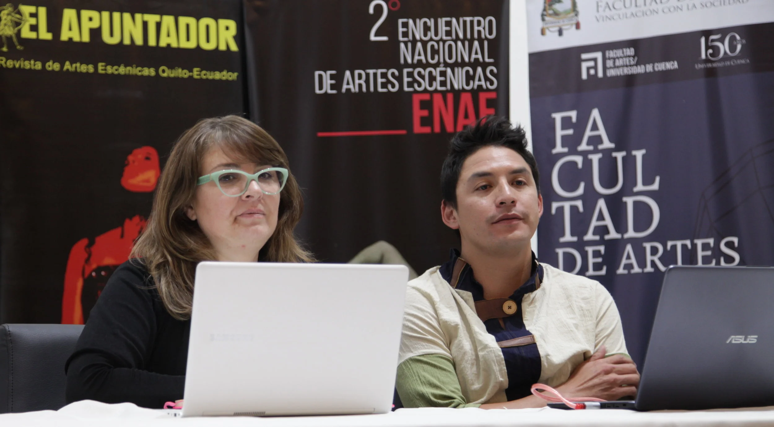 El proceso y sistema de creación del colectivo Zeta Danza. Estudio de la obra Estados del cuerpo ecuatoriano / Xavier Delgado