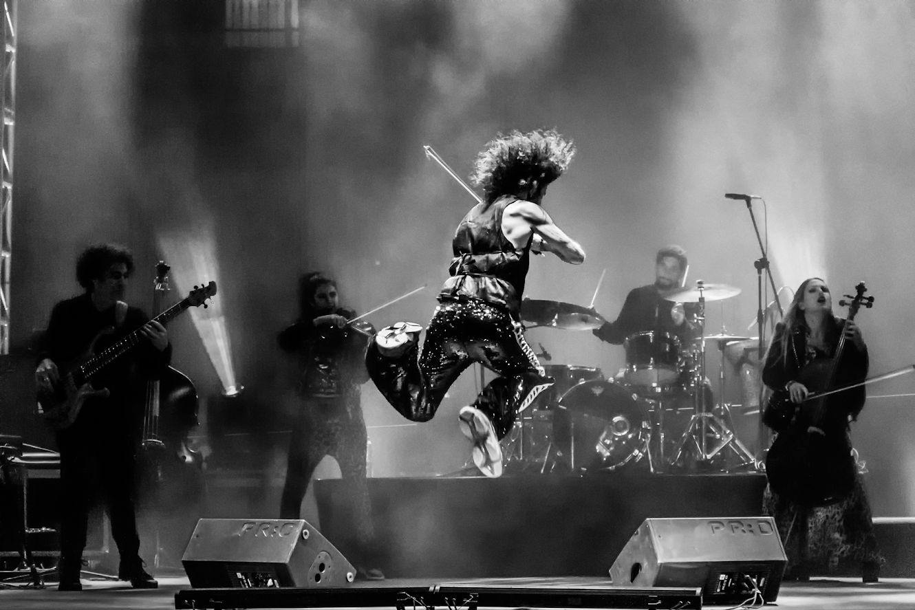 Concierto de Ara Malikian. Evento realizado por La Cumbre Agencia Musical. Foto Ana Lu Zapata