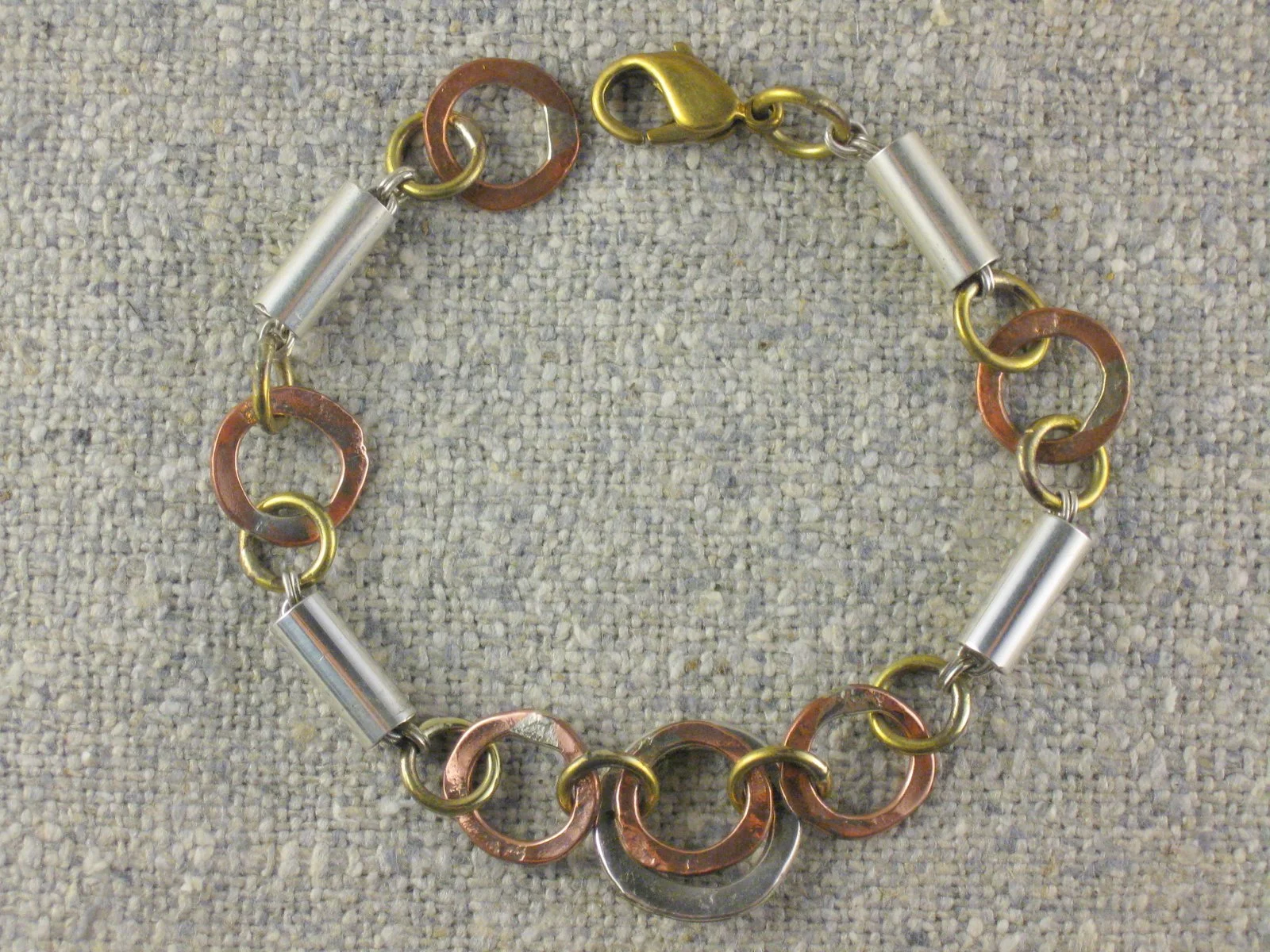 tubelet bracelet