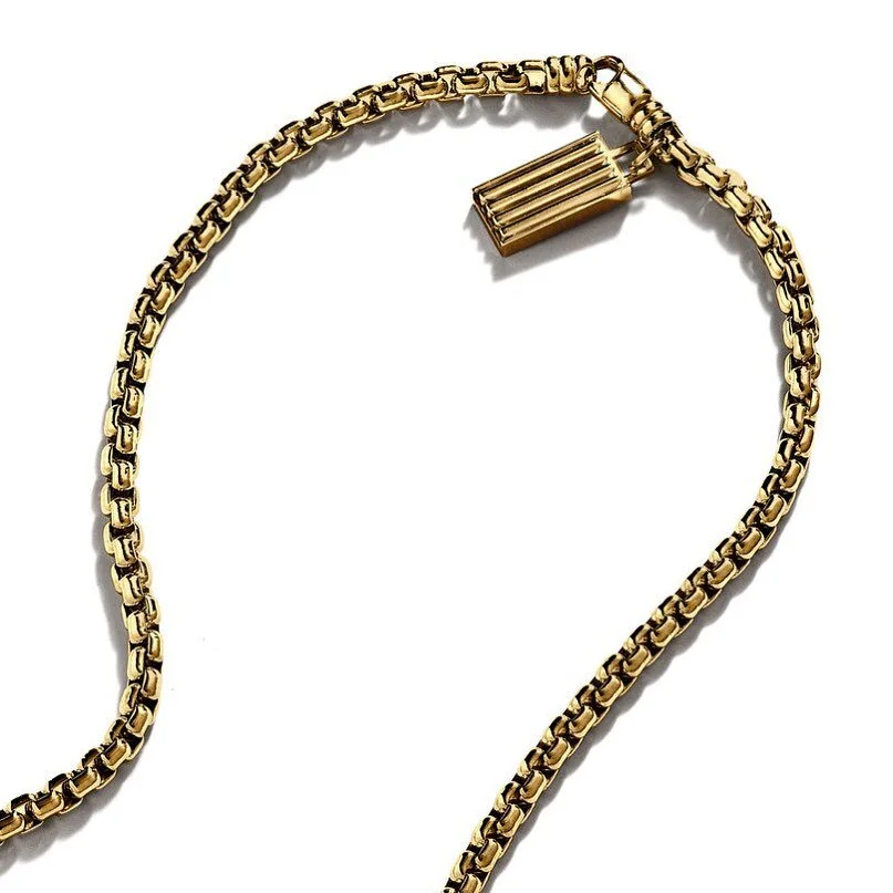 Time to rock the Signature Chains! 🔥✊🏻
Send DM to get 25% off!
Sterling Silver and 18k Gold Vermeil.
18' and 24' length. With fluted tag.

#streetbeast #goldchains #hypestyle #hypebeast #mensjewelry #sterlingsilverjewelry #handcrafted #menstyle