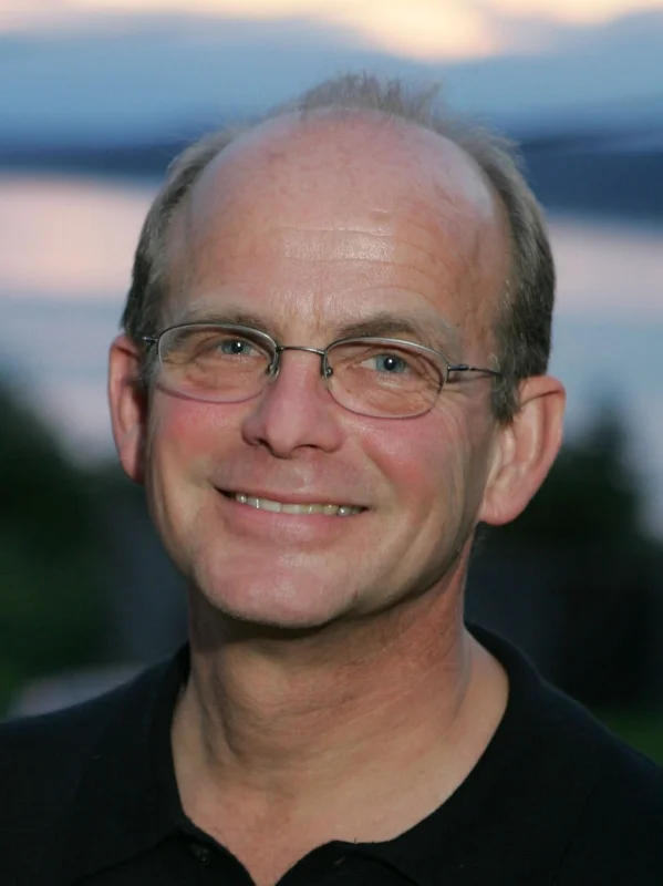 MarkPhoto1.jpg
